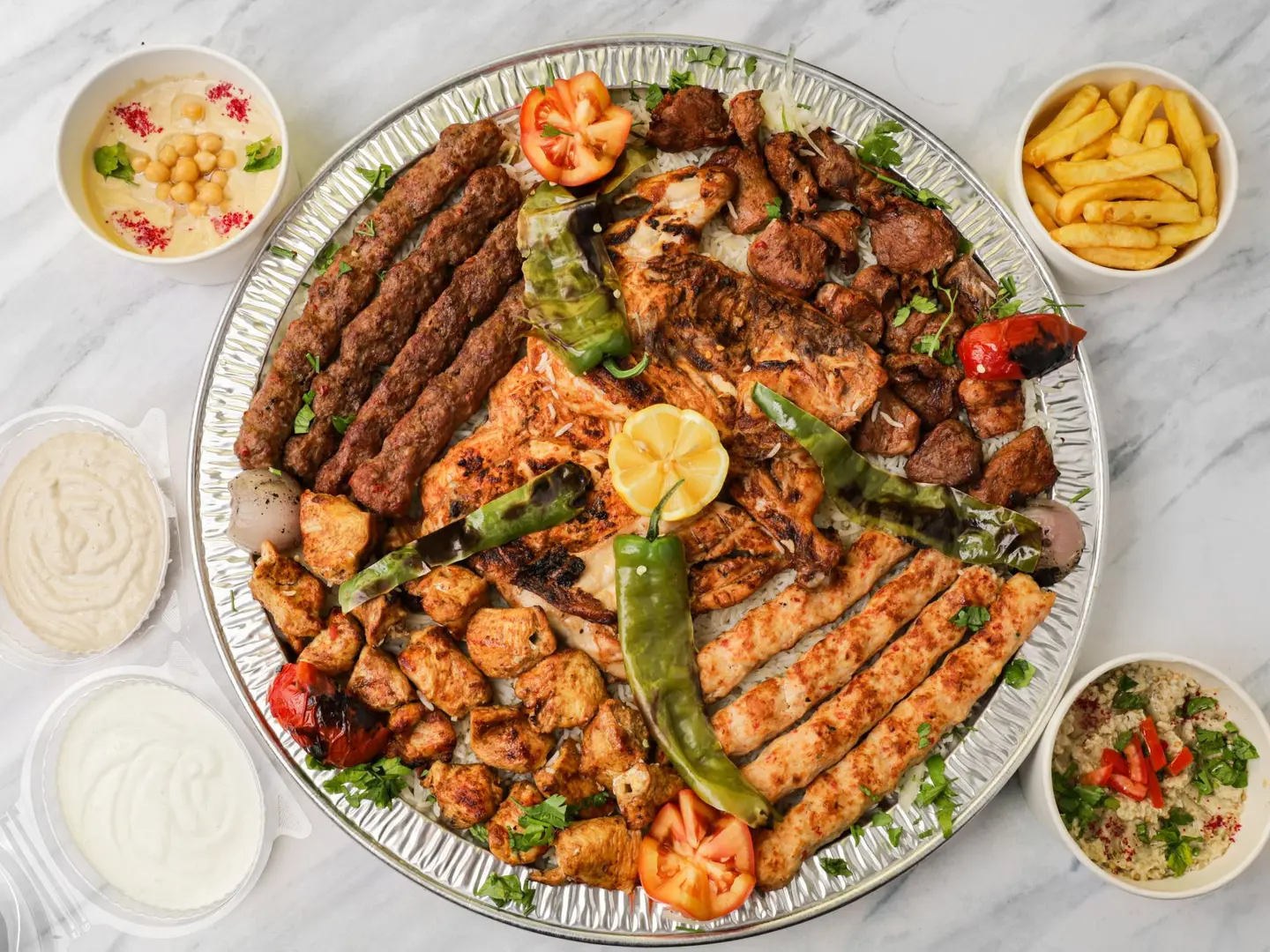 طبق زاوية 90 العائلي