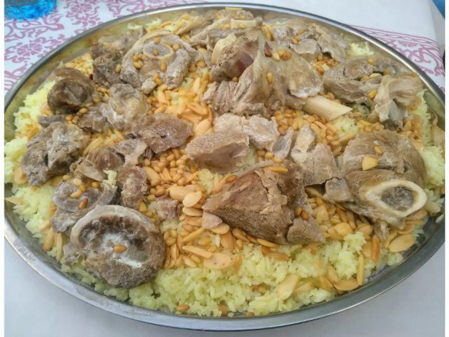 منسف لحم