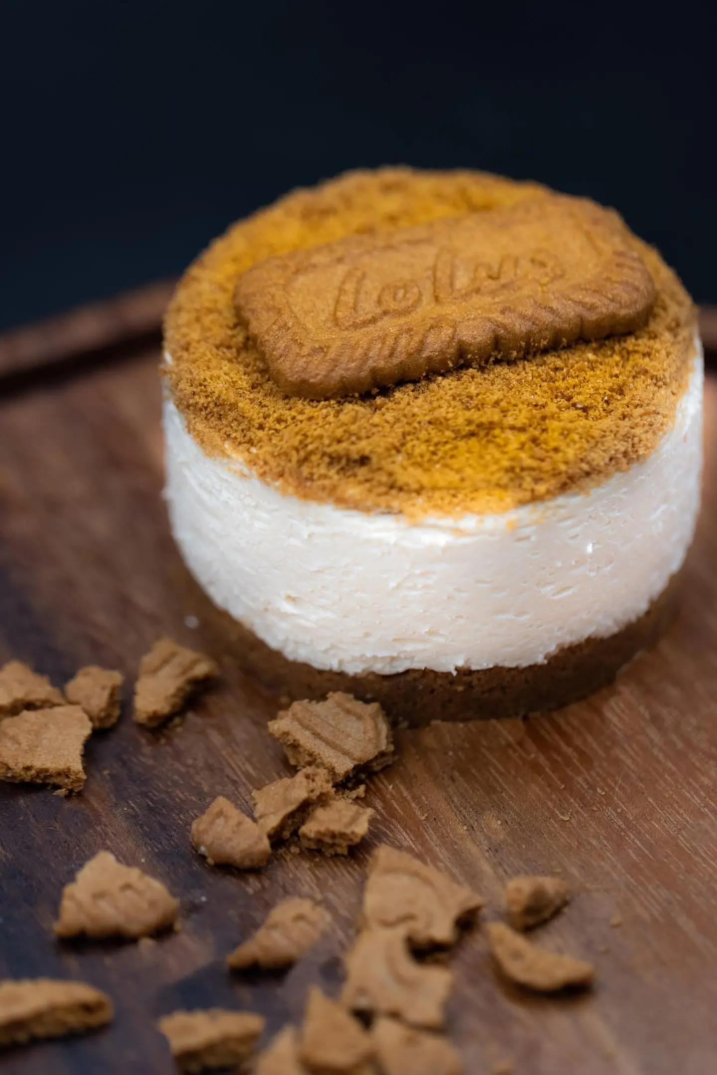 Small Lotus Cake