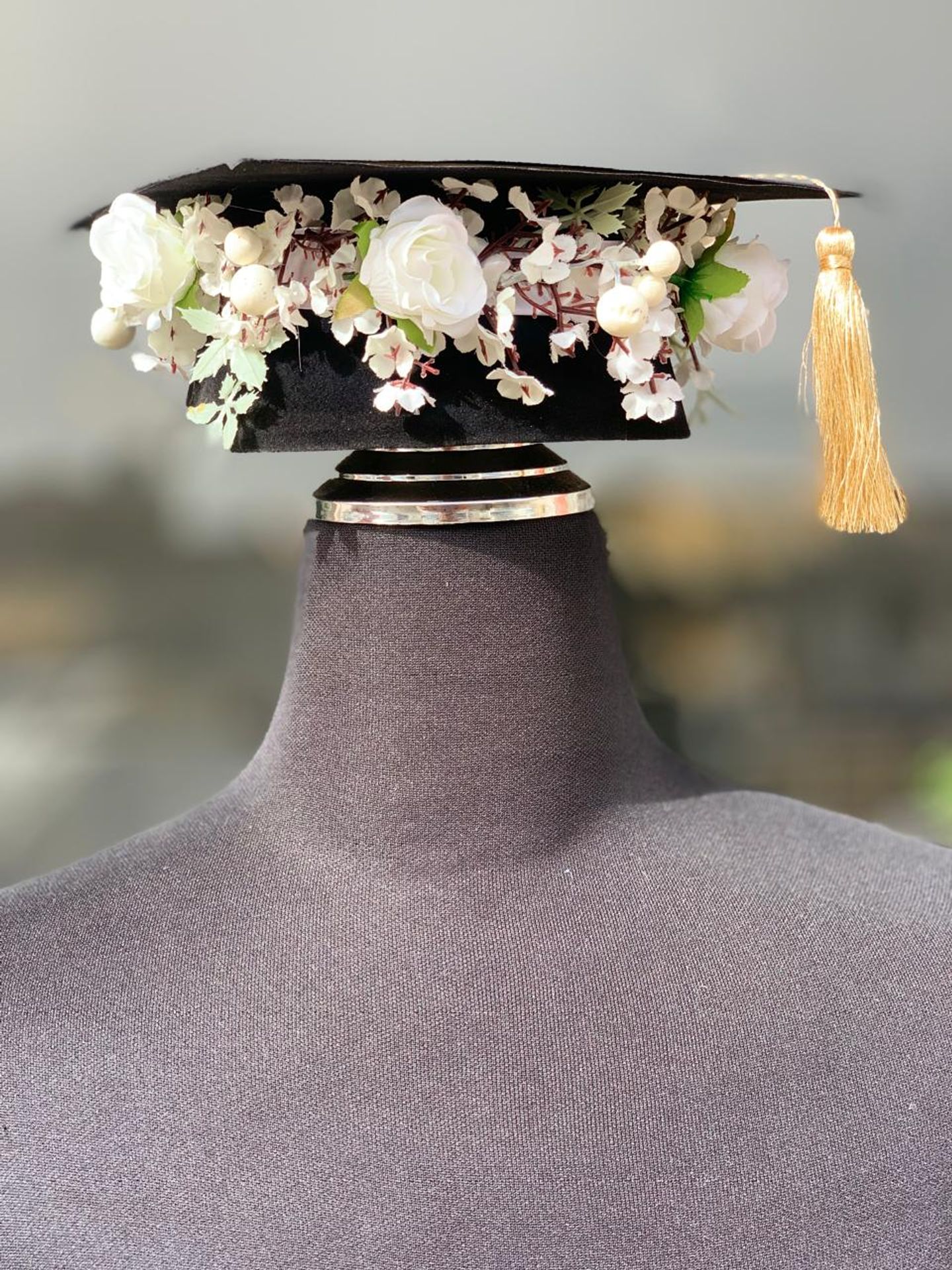 Graduation Cap Flora