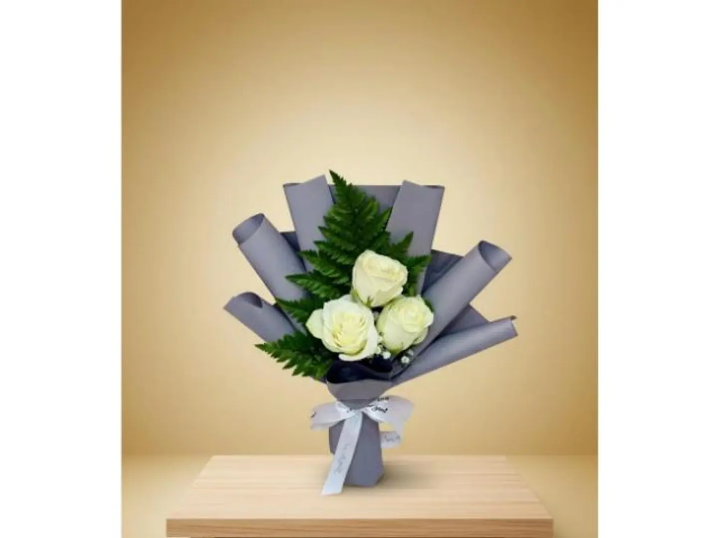 Three Roses With Accessories 345