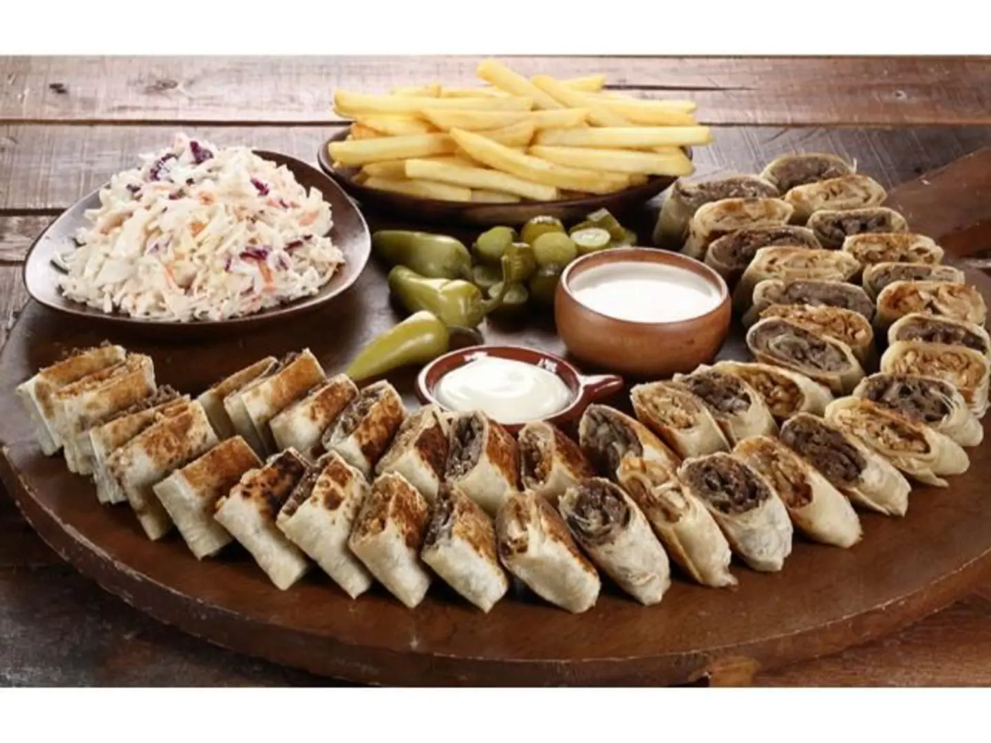 طبلية عائللي لحم