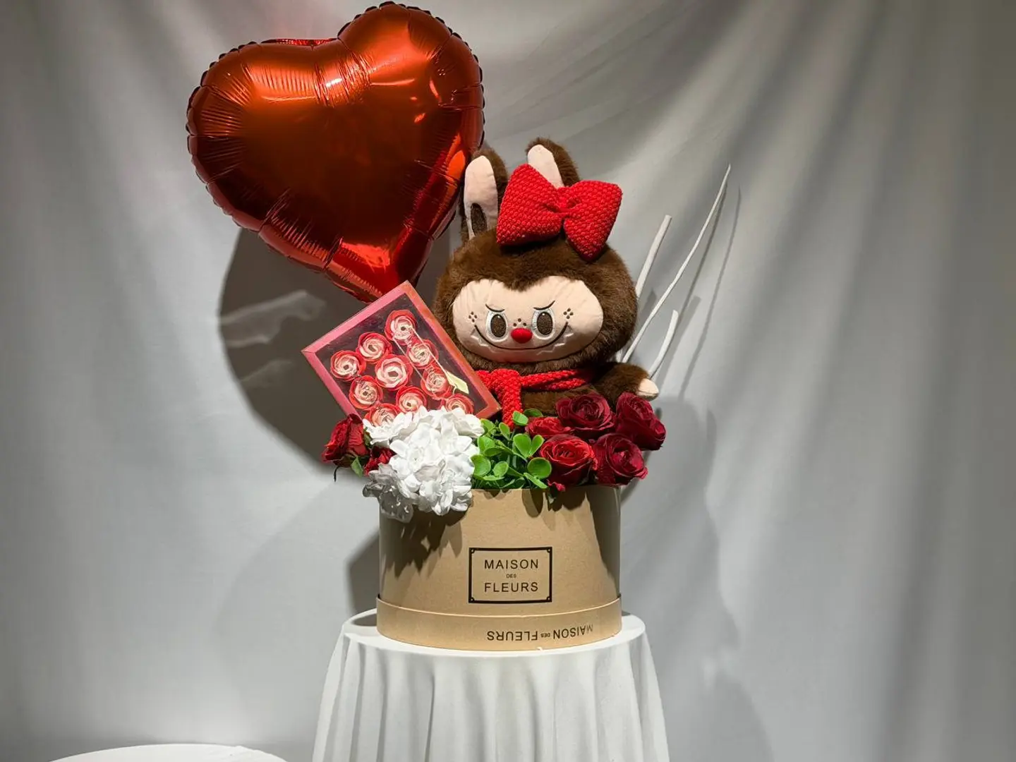 صندوق الحب والبهجة