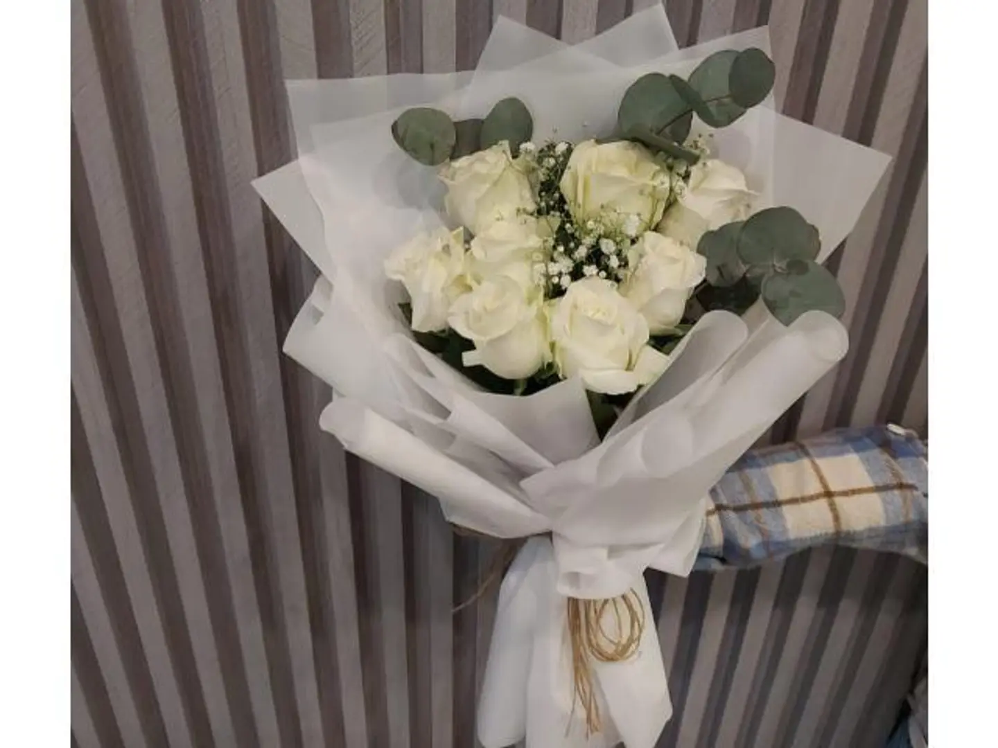 A Bouquet Of White Roses
