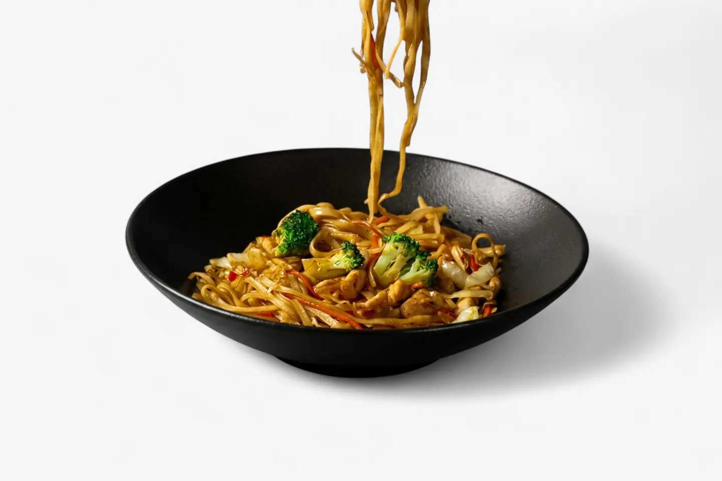 Hakka Noodles With Vegetable