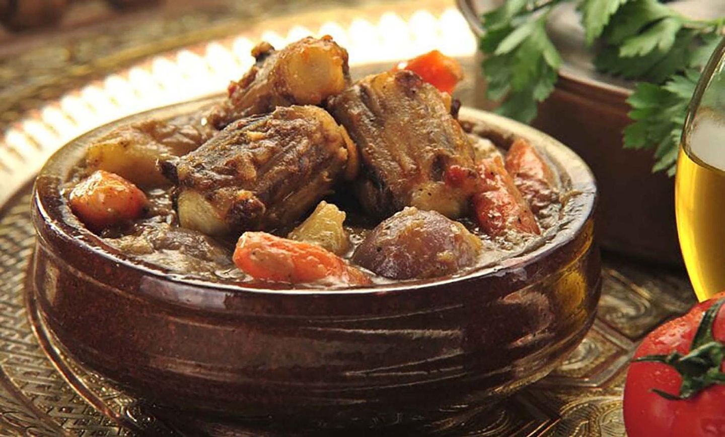 Akkawi Tagine With Onions