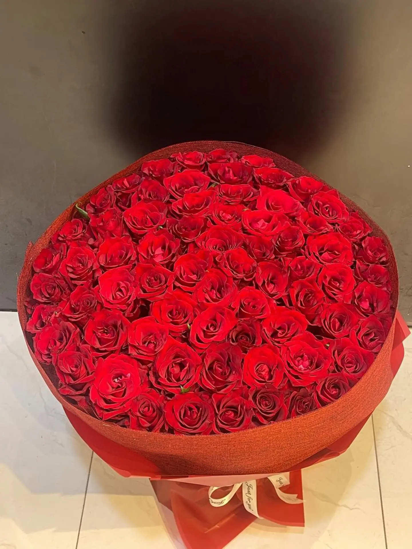 Natural Red Rose 70 Roses 30