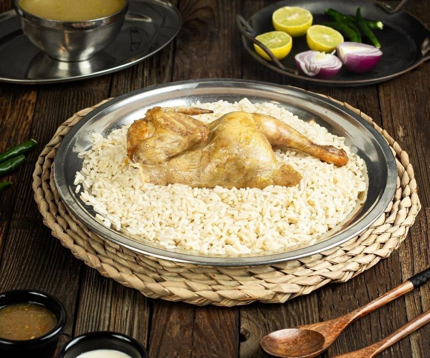 نصف حبة حنيذ مع الرز