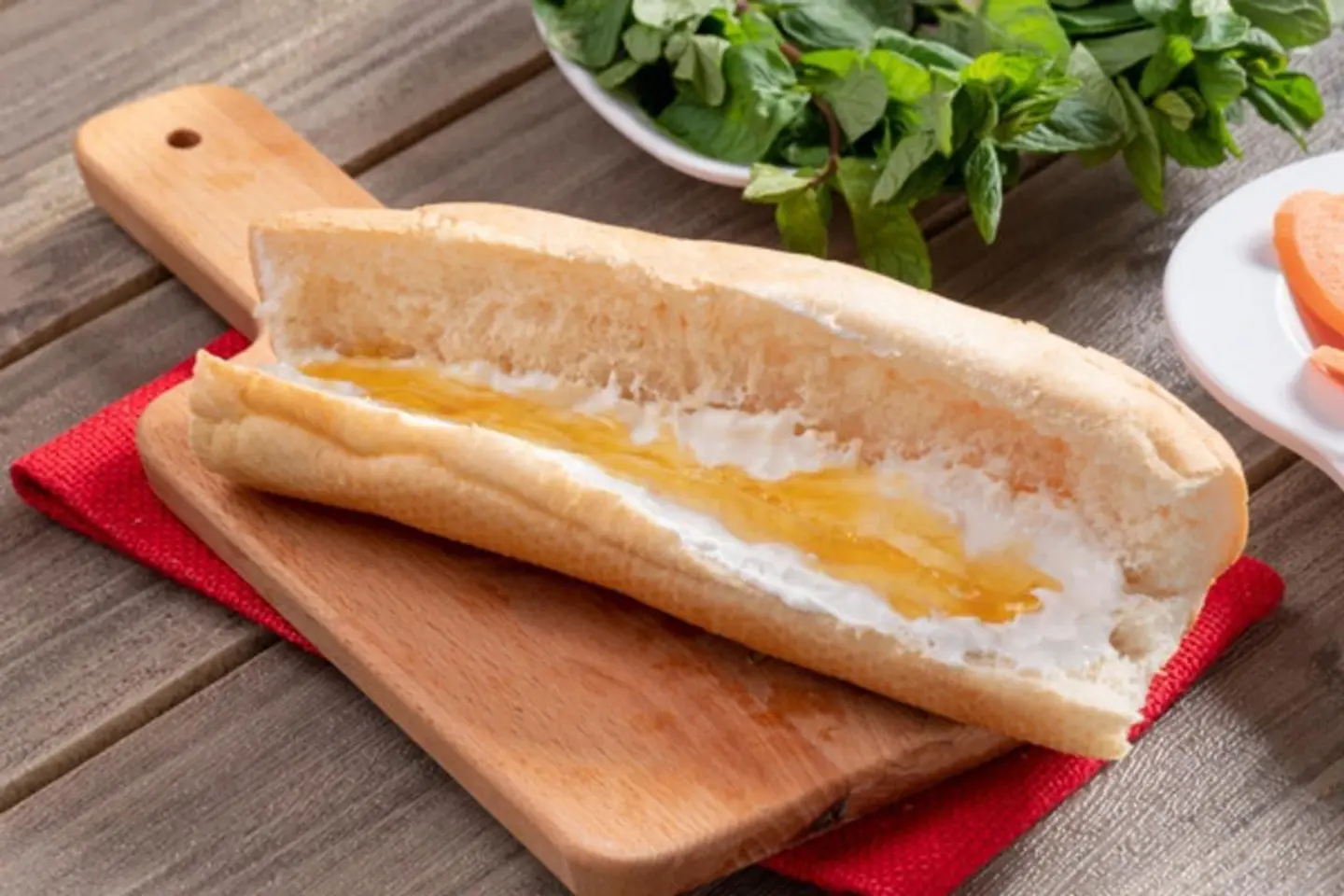 Honey With Labneh Sandwich