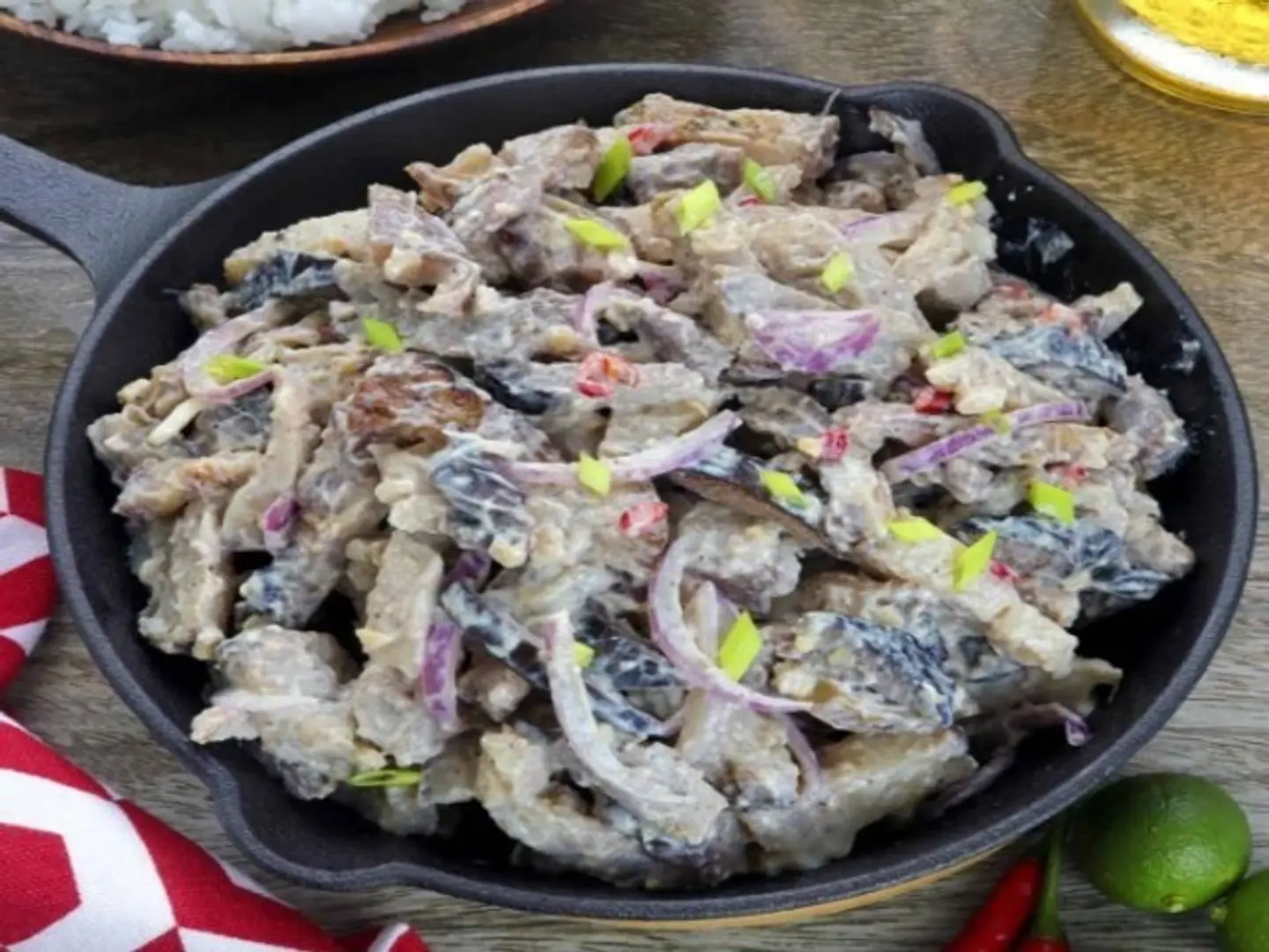 لحم البقر ديناكداكان - كبير