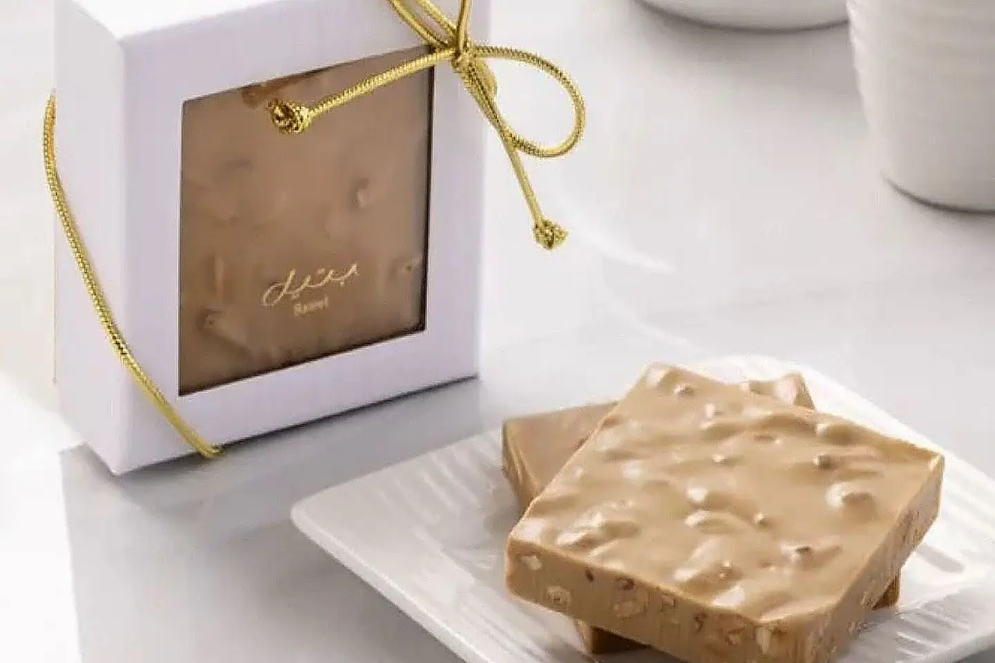 Caramelized Almond Stick Dulcey Chocolate Bark