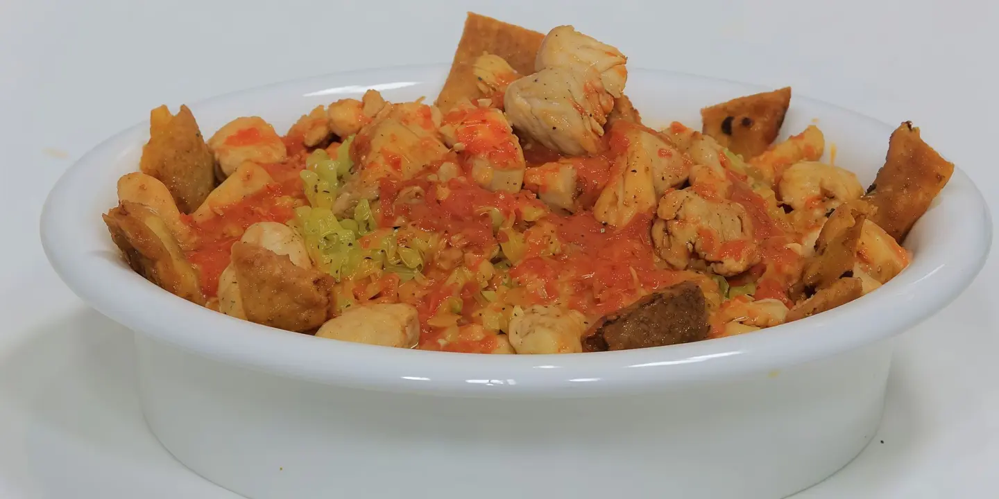 Fattah With Chicken Pieces, Egyptian Style