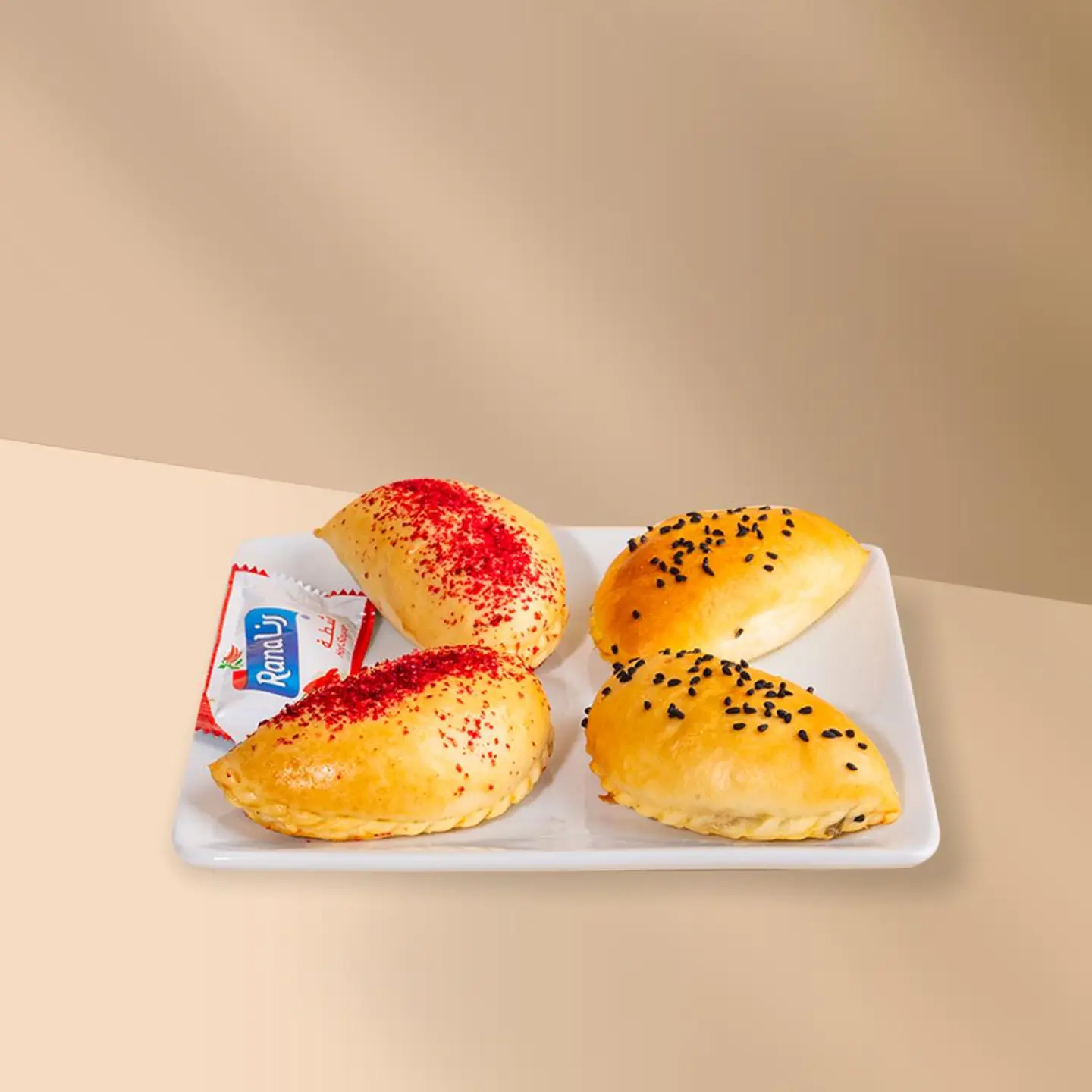 فطاير جبن دجاج