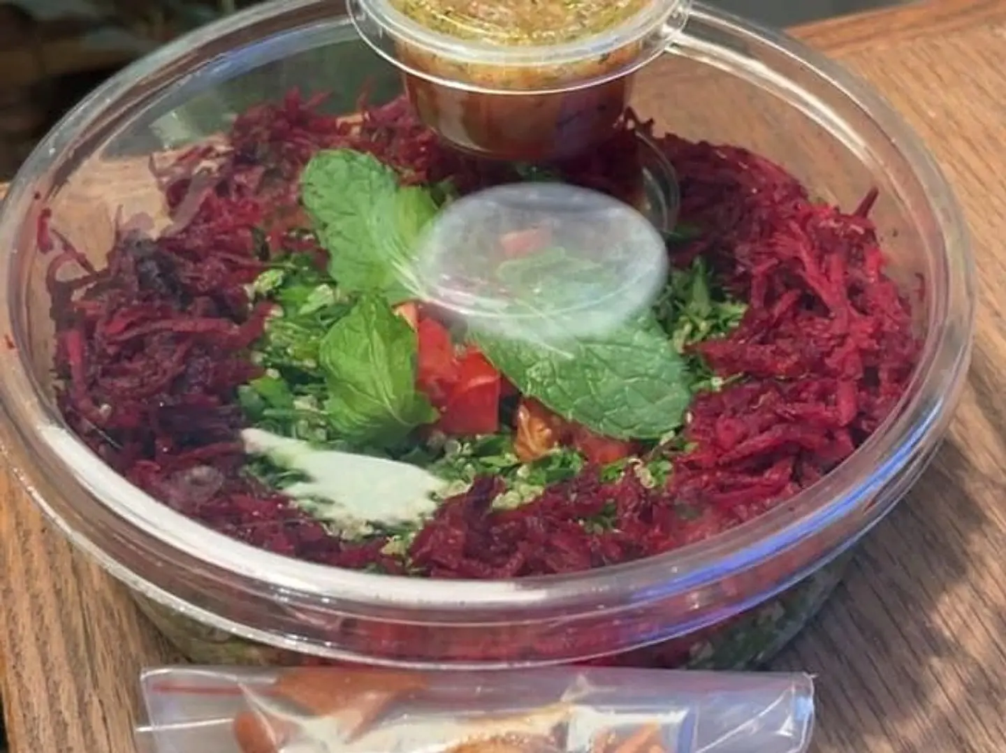 مقلقل لحم حمص جبن