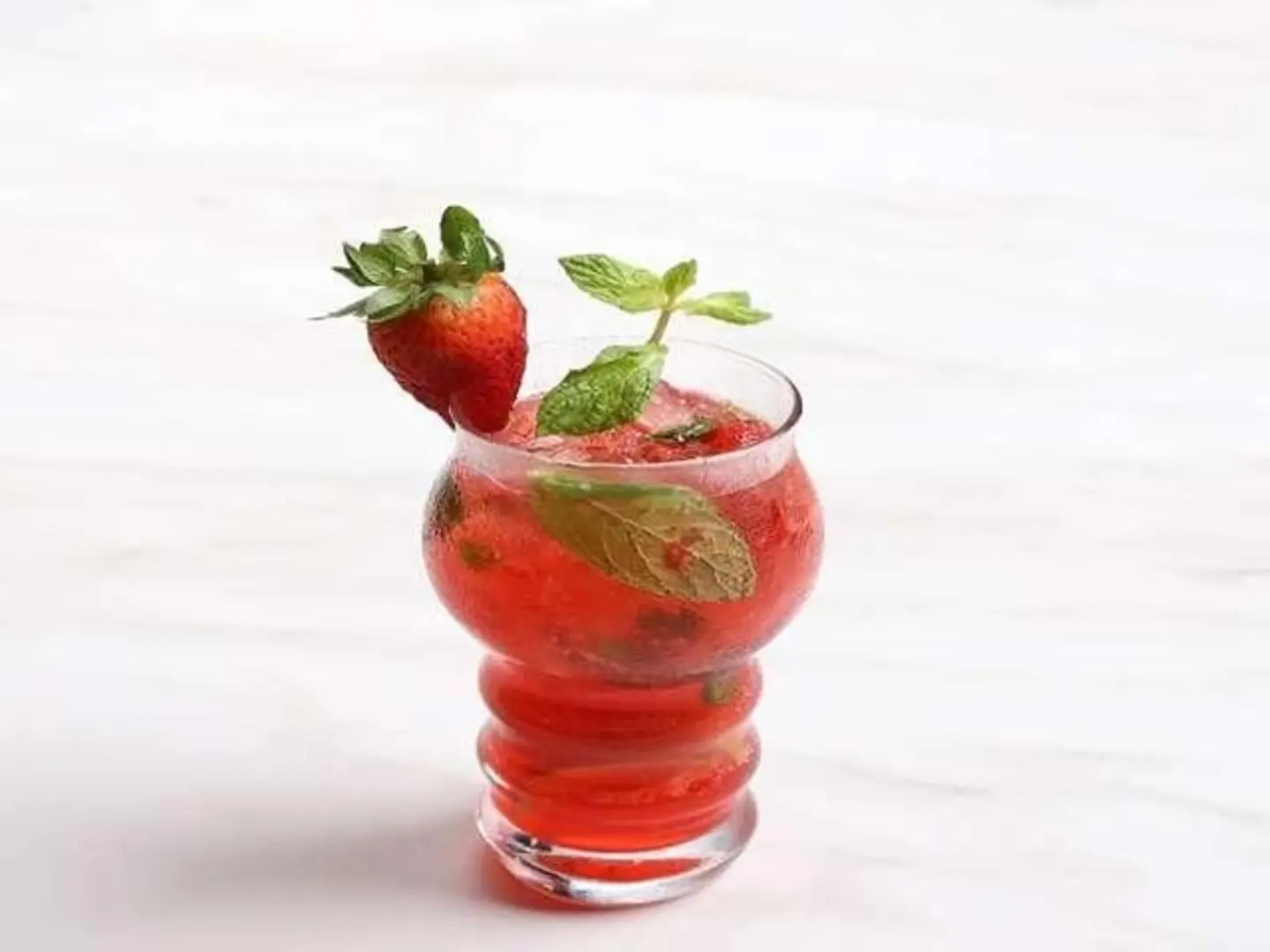 Small Strawberry Mojito