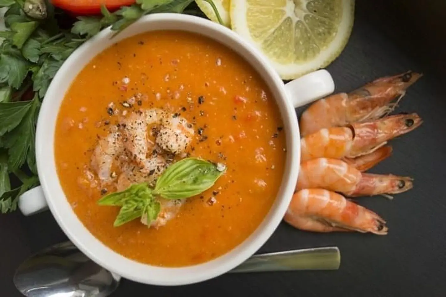 Shrimp Soup With Red Sauce