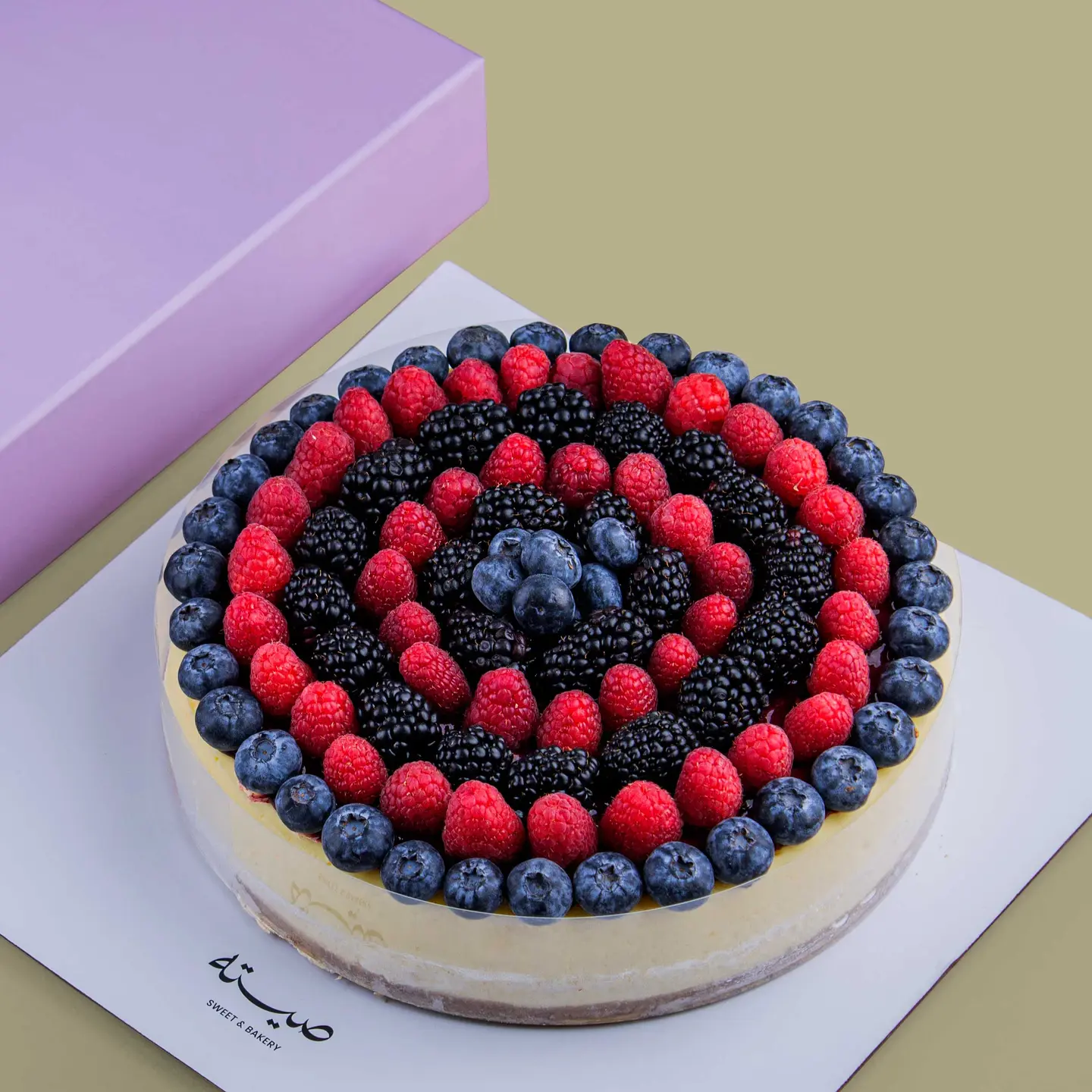 تشيزكيك كلاسيك بالتوت