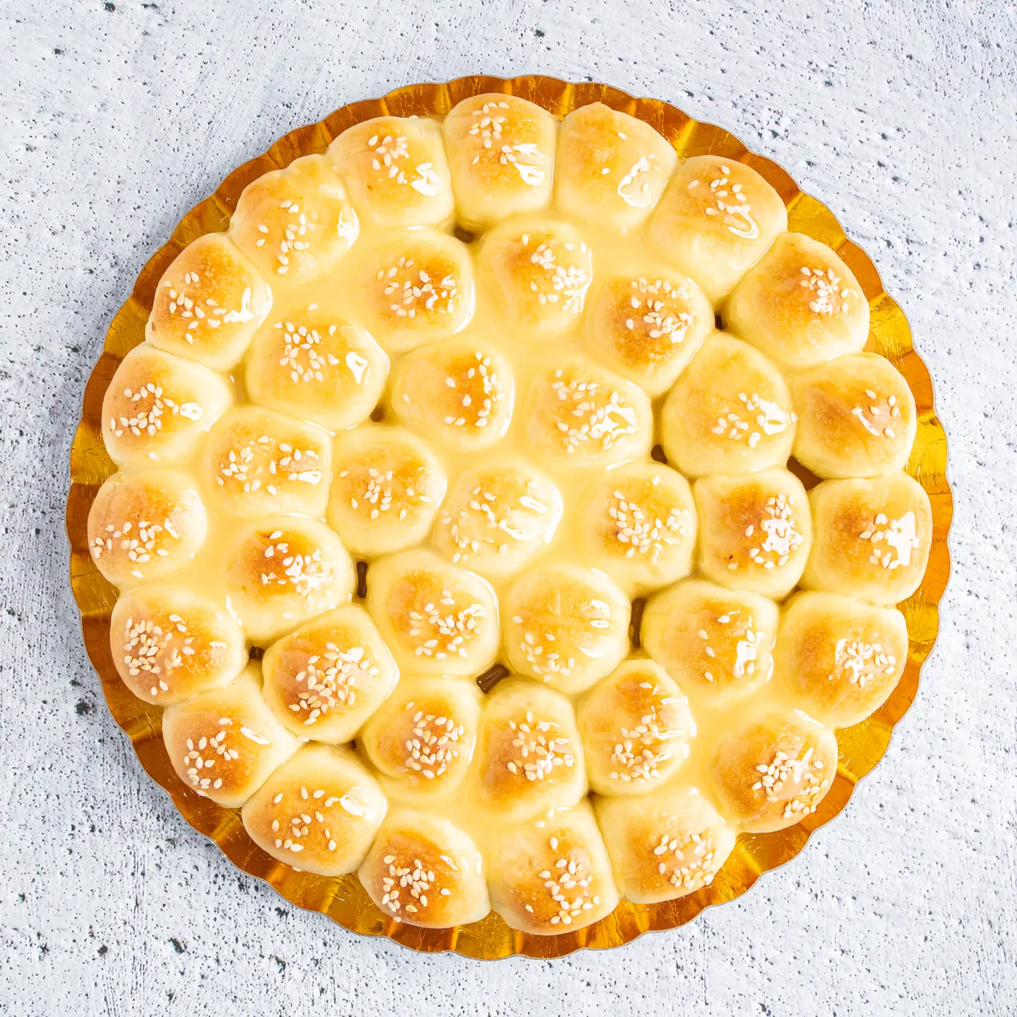 خلية نحل بحشوه الجبن الكيري