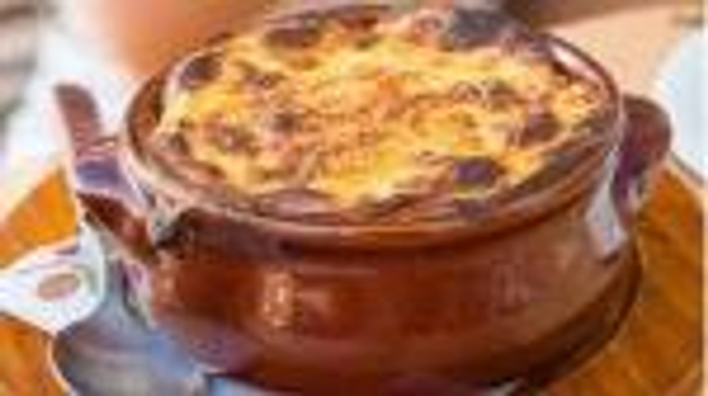 طاجن مكرونة بشاميل - صغير