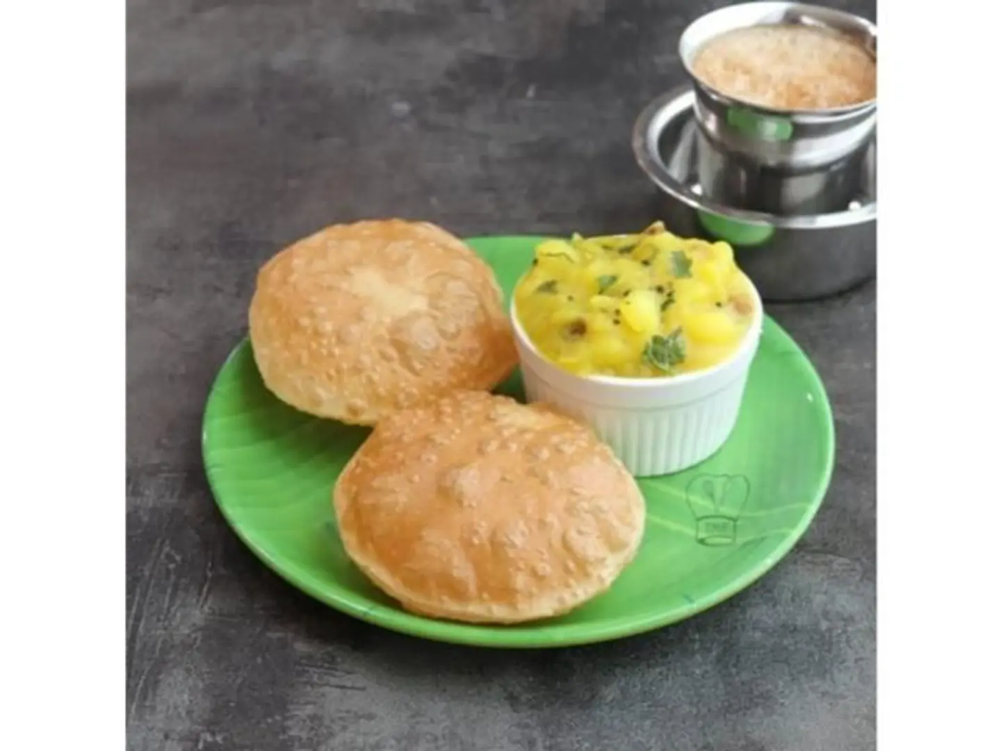 Poori 2 Pcs With Sidedish