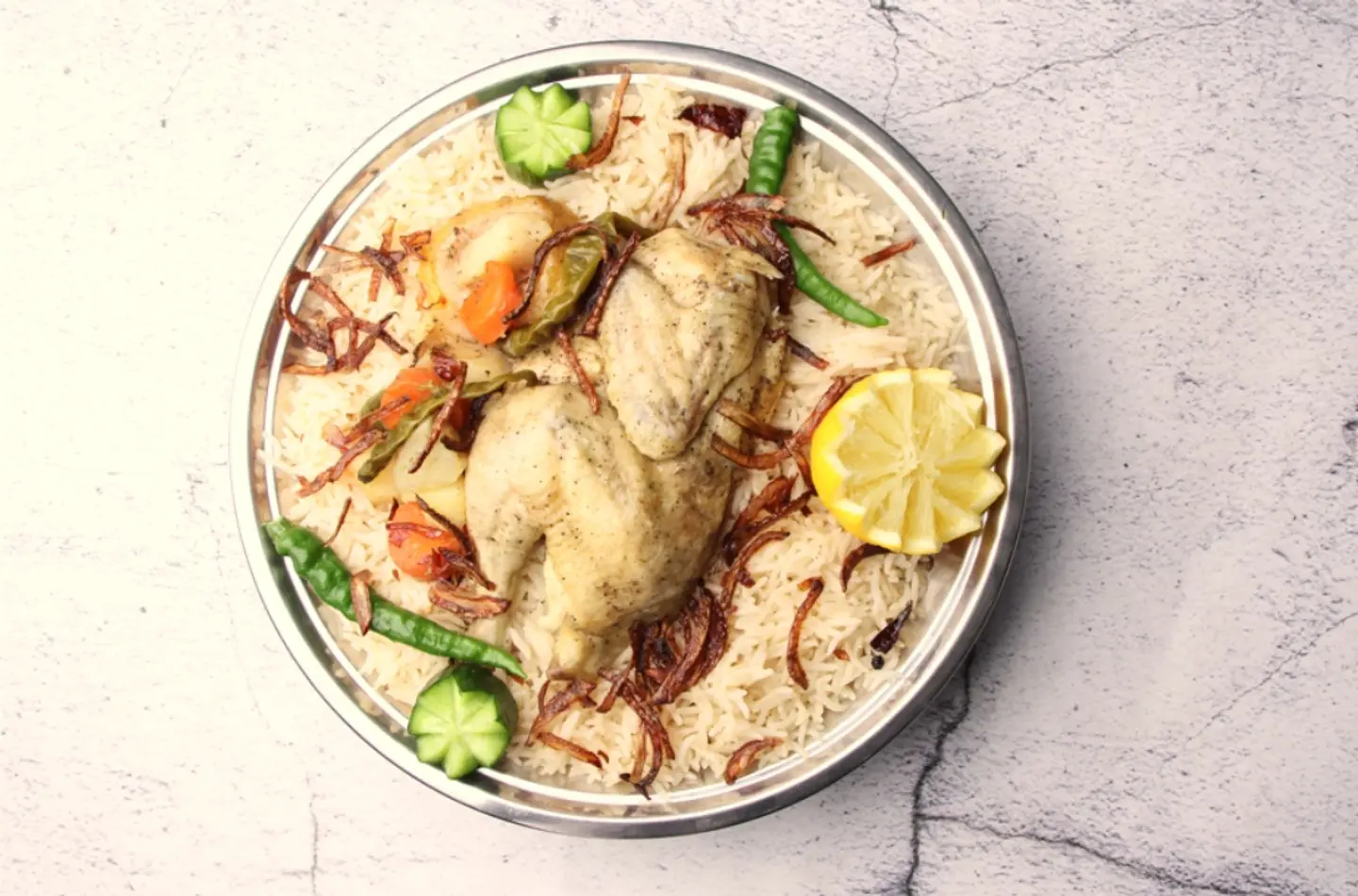 نص دجاج مضغوط مع رز