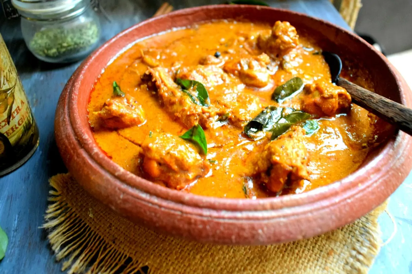Chicken Varatharatchathu