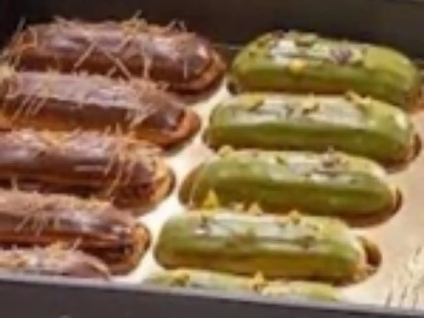 éclair Box – 8 Pcs Half Kilo