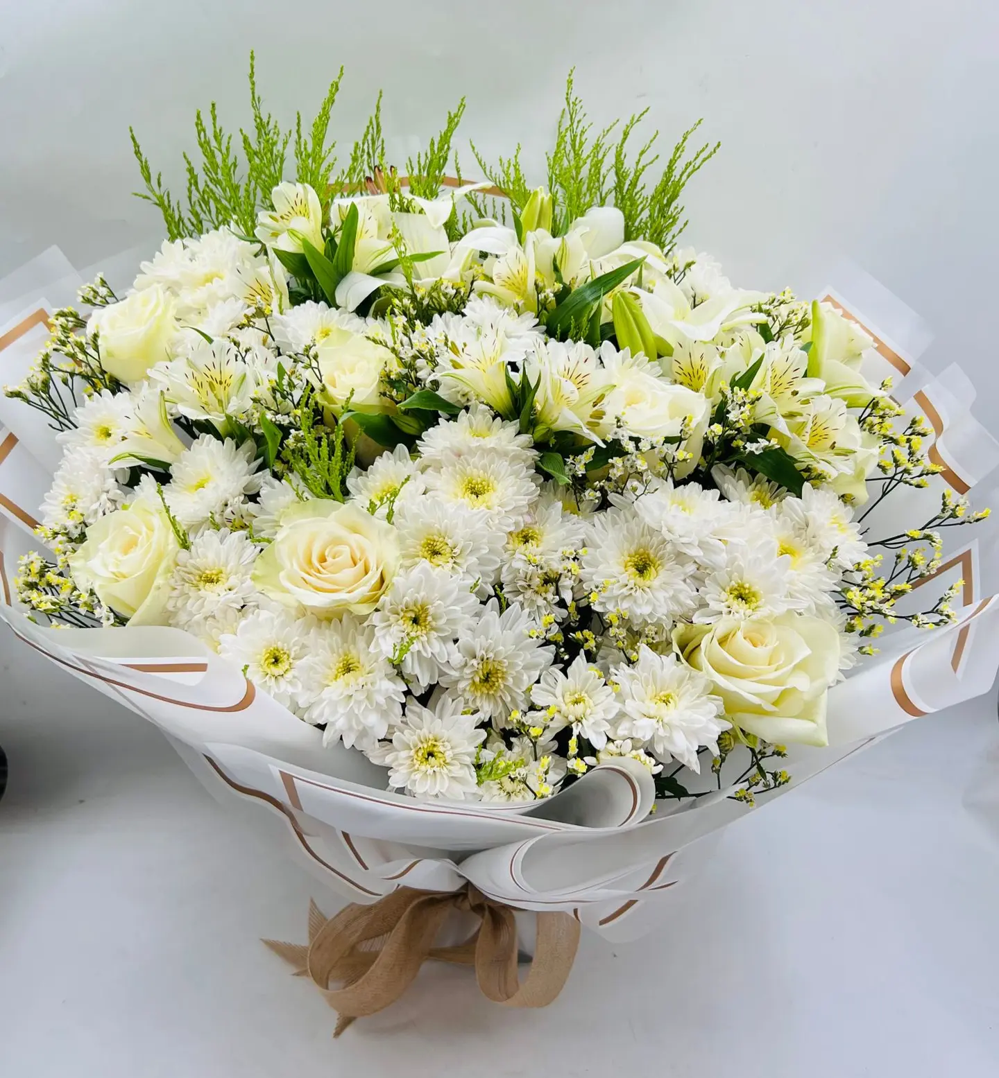 باقة بيضاء راقية