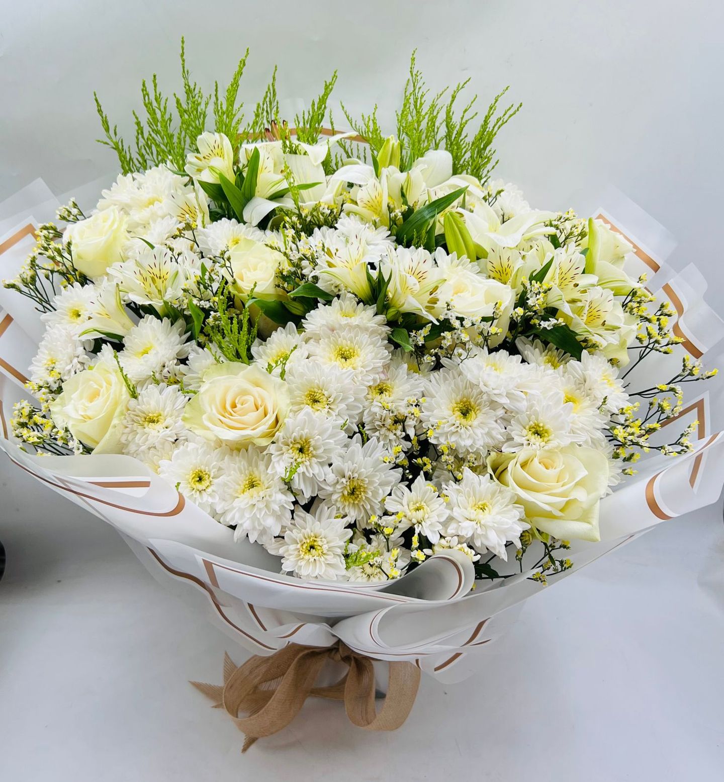 باقة بيضاء راقية