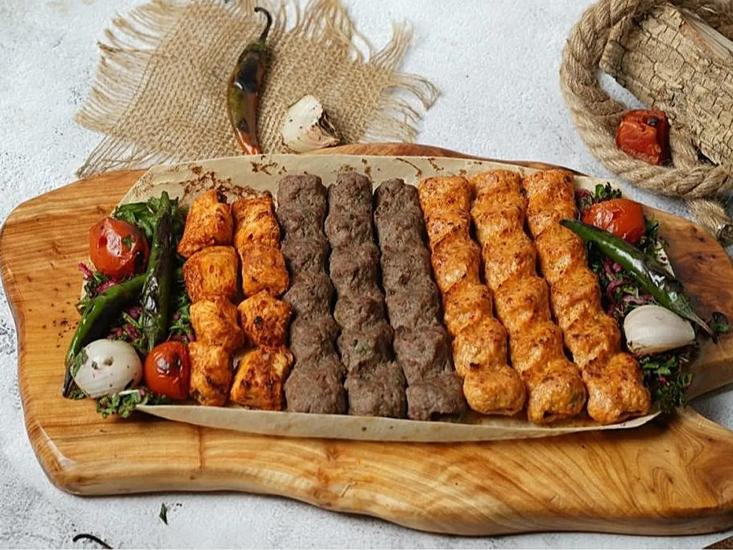 نصف كيلو مشاوي هبة