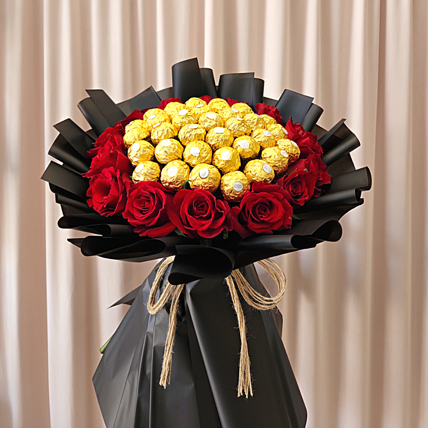 Love Bouquet With Furrochet 2