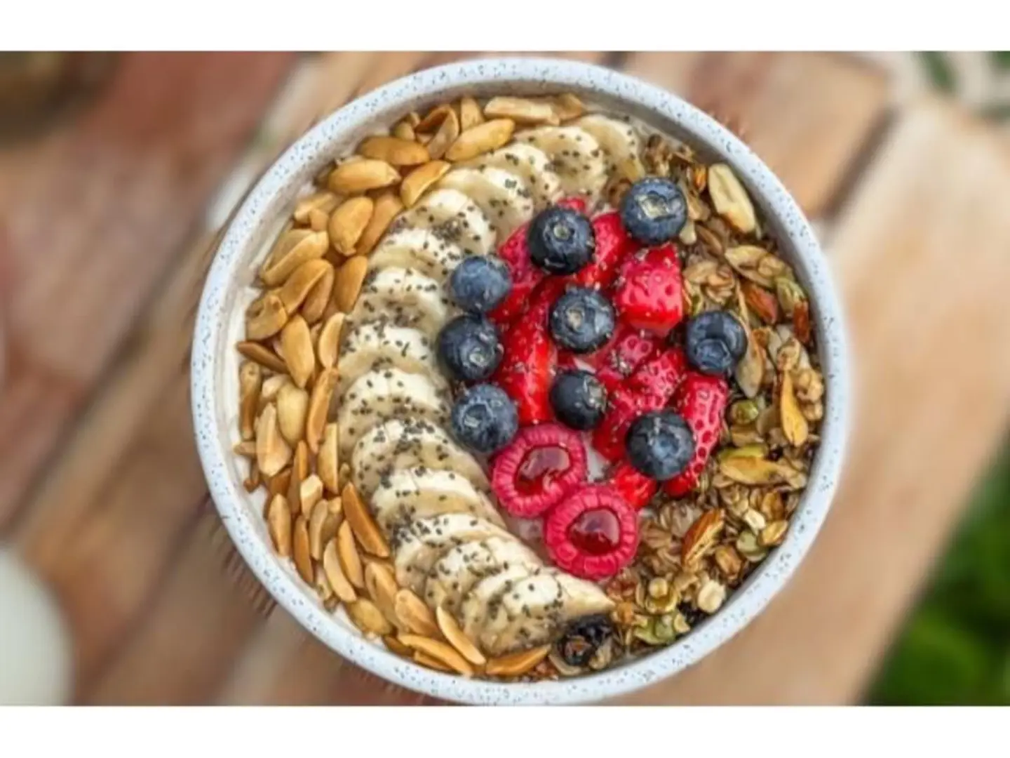 فواكه المكس بيري بولز