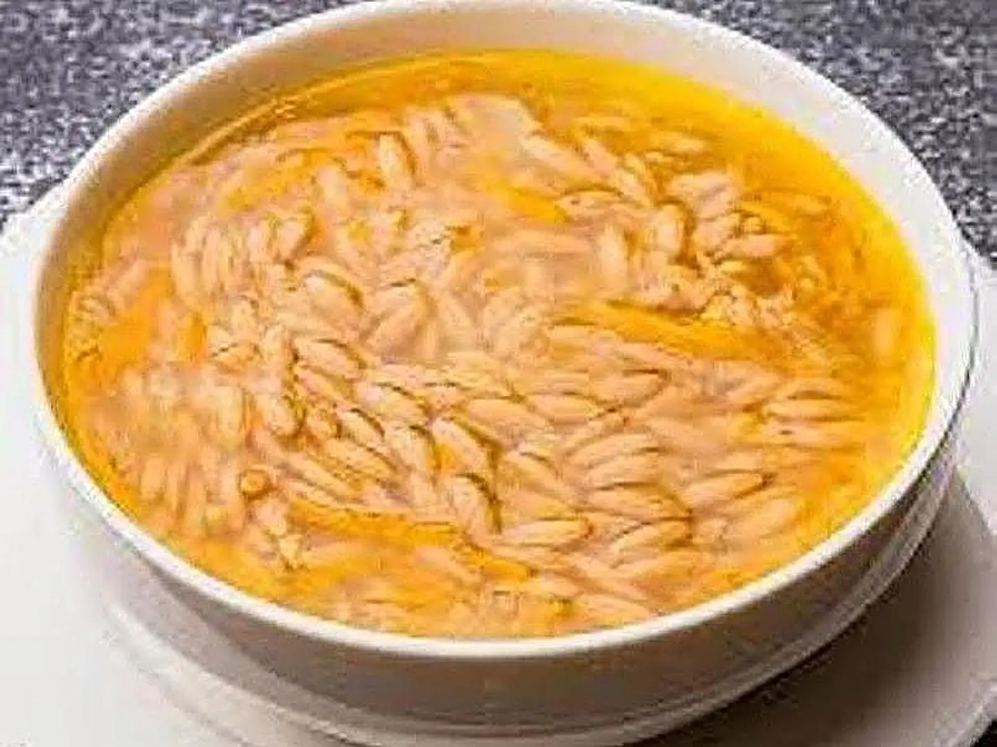 شوربة لسان عصفور