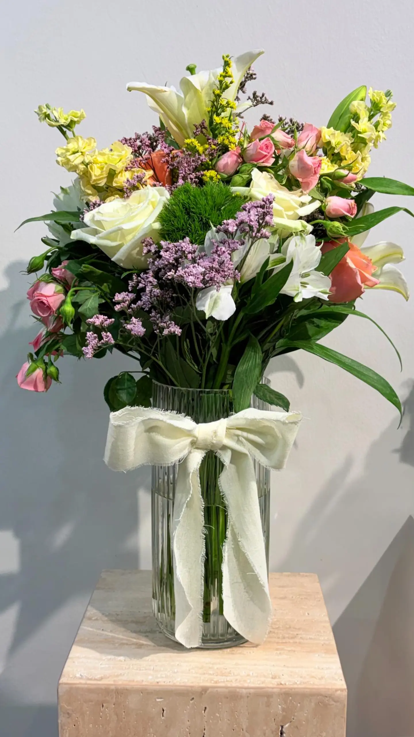 Vase 8