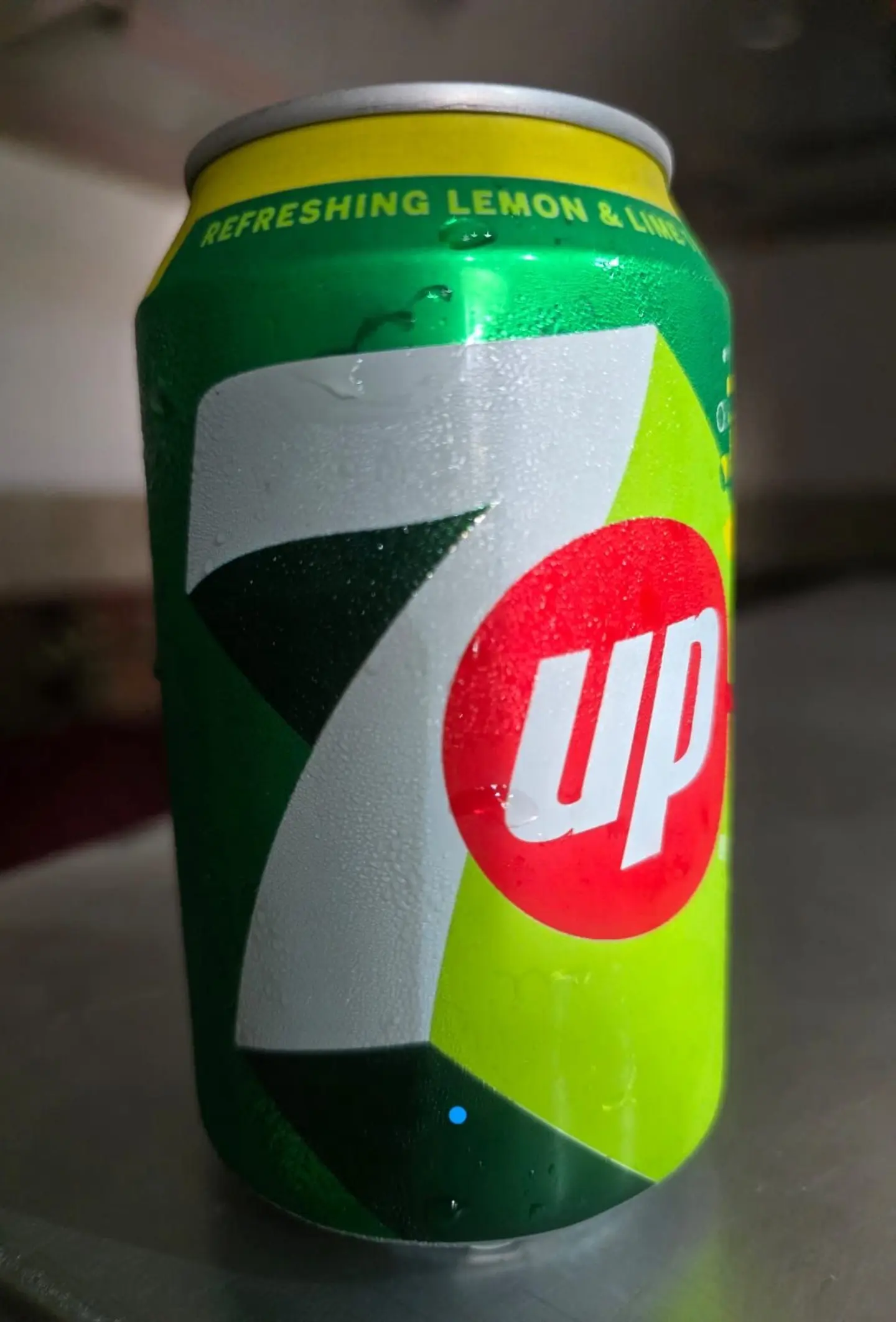 سفن اب علبة