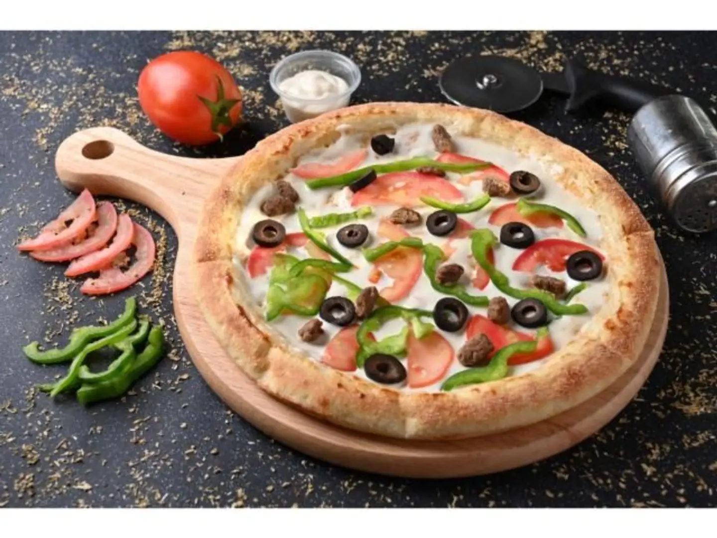 بيتزا بيف جبن سايل وسط