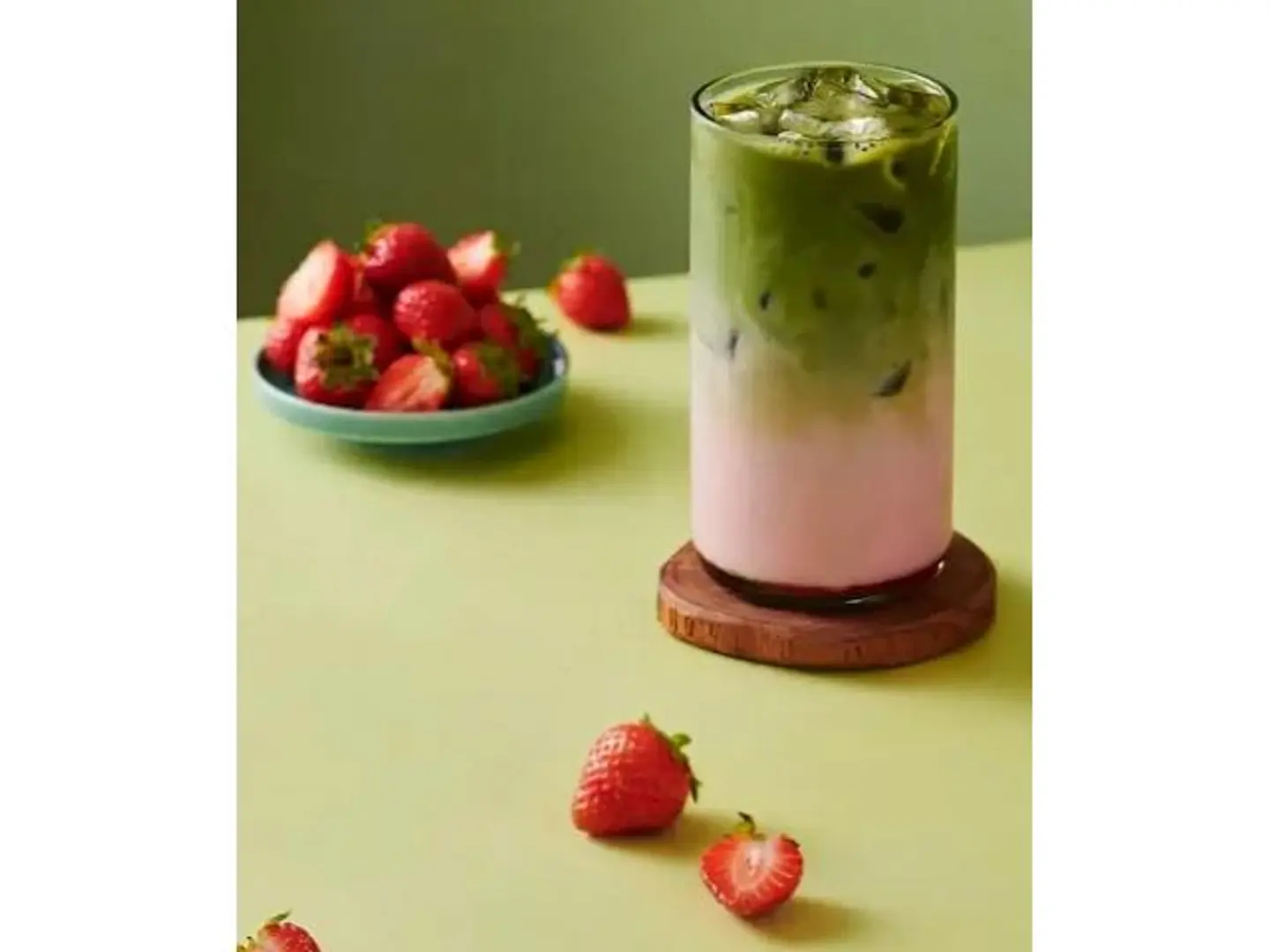 Iced Strawberry Matcha