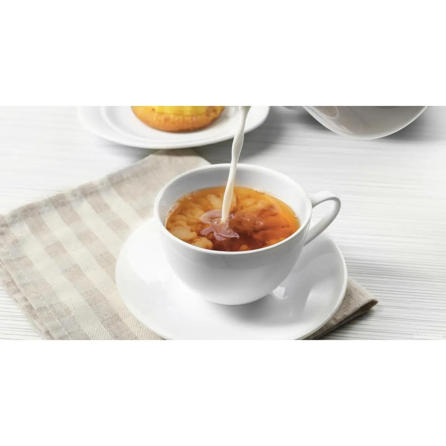 Adeni Tea