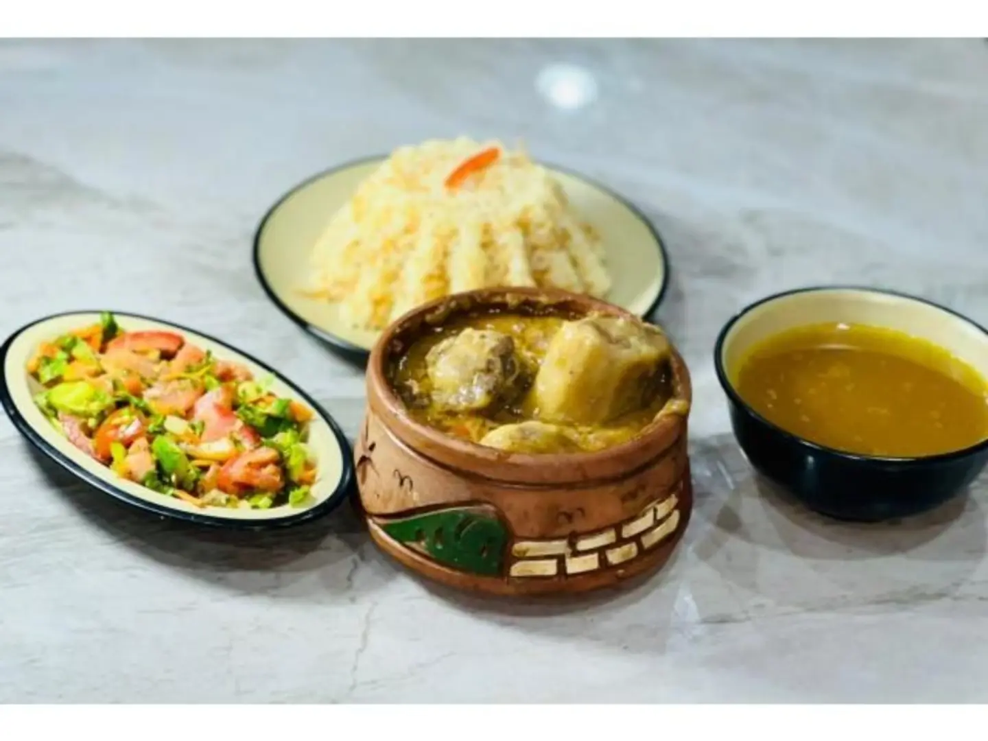 Akawi Tagine With Onions