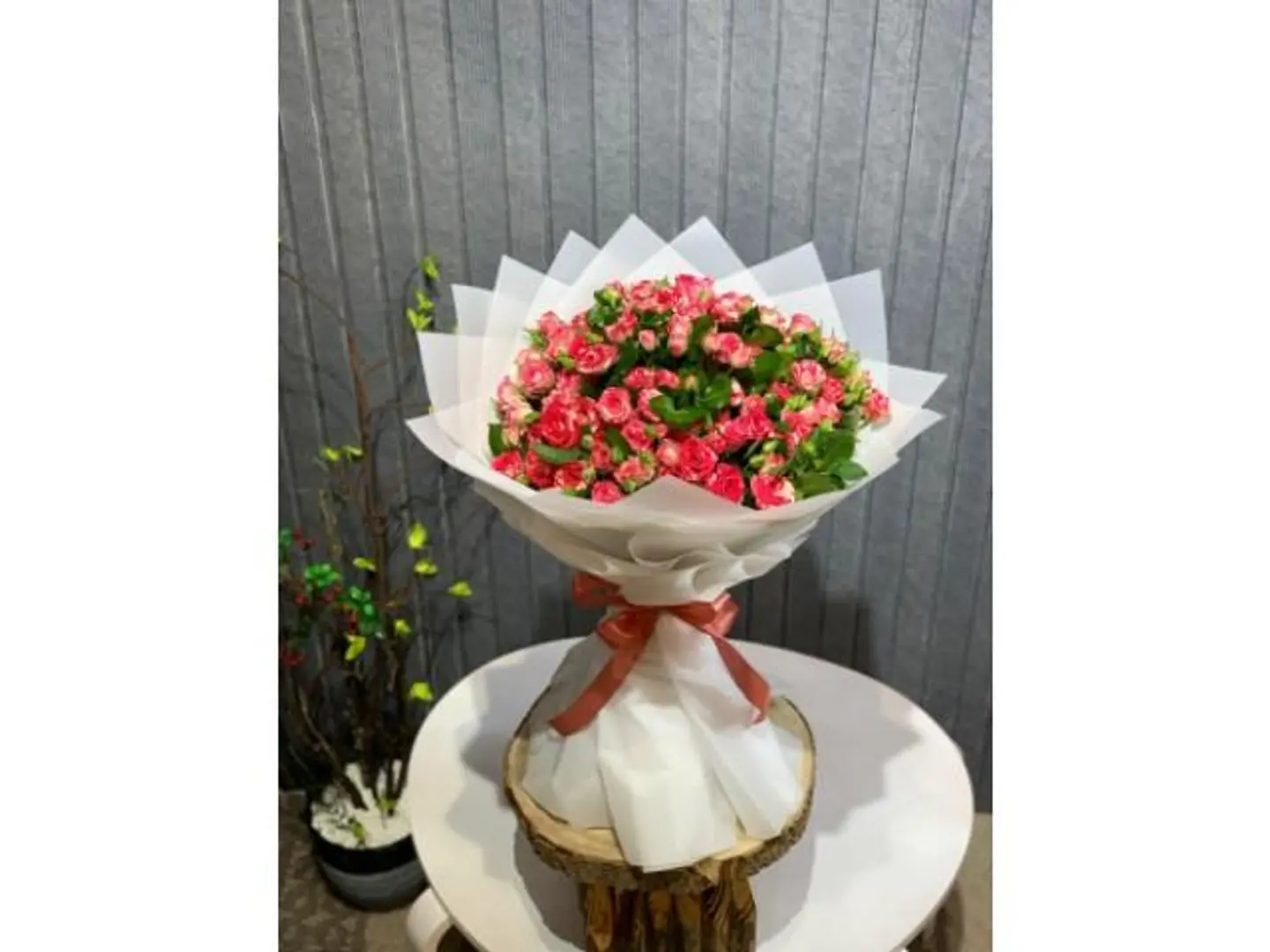 Double Color Dark Bouquet