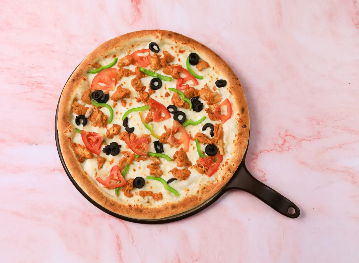 Chicken Pieces With Vegetables And Mushrooms Pizza