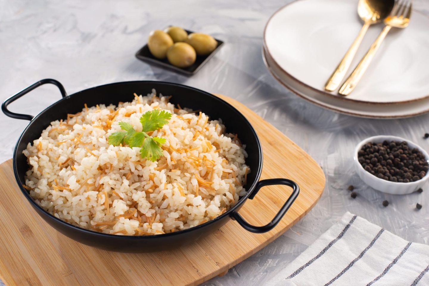 طبق ارز