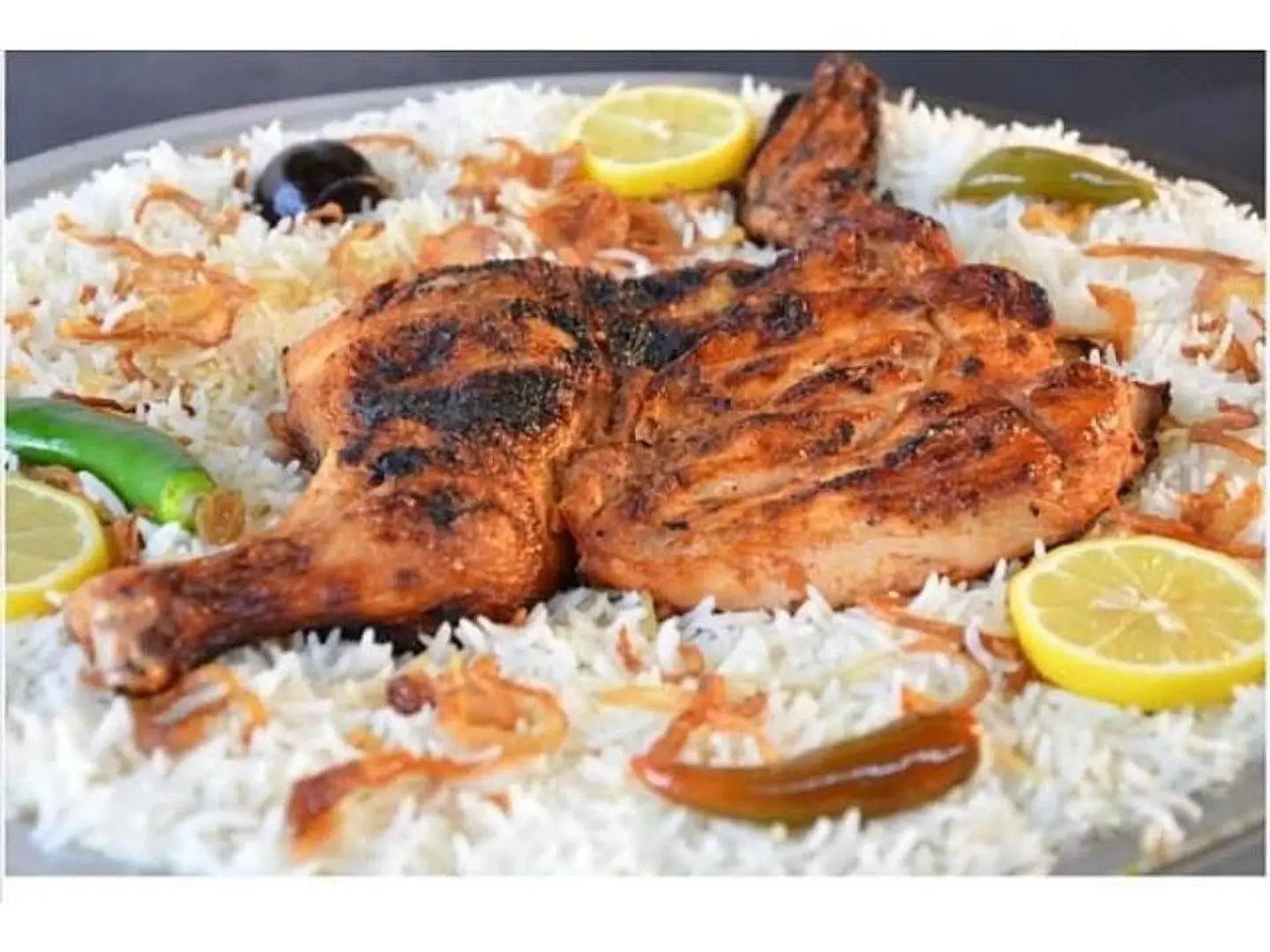 نص دجاع على الفحم مع رز