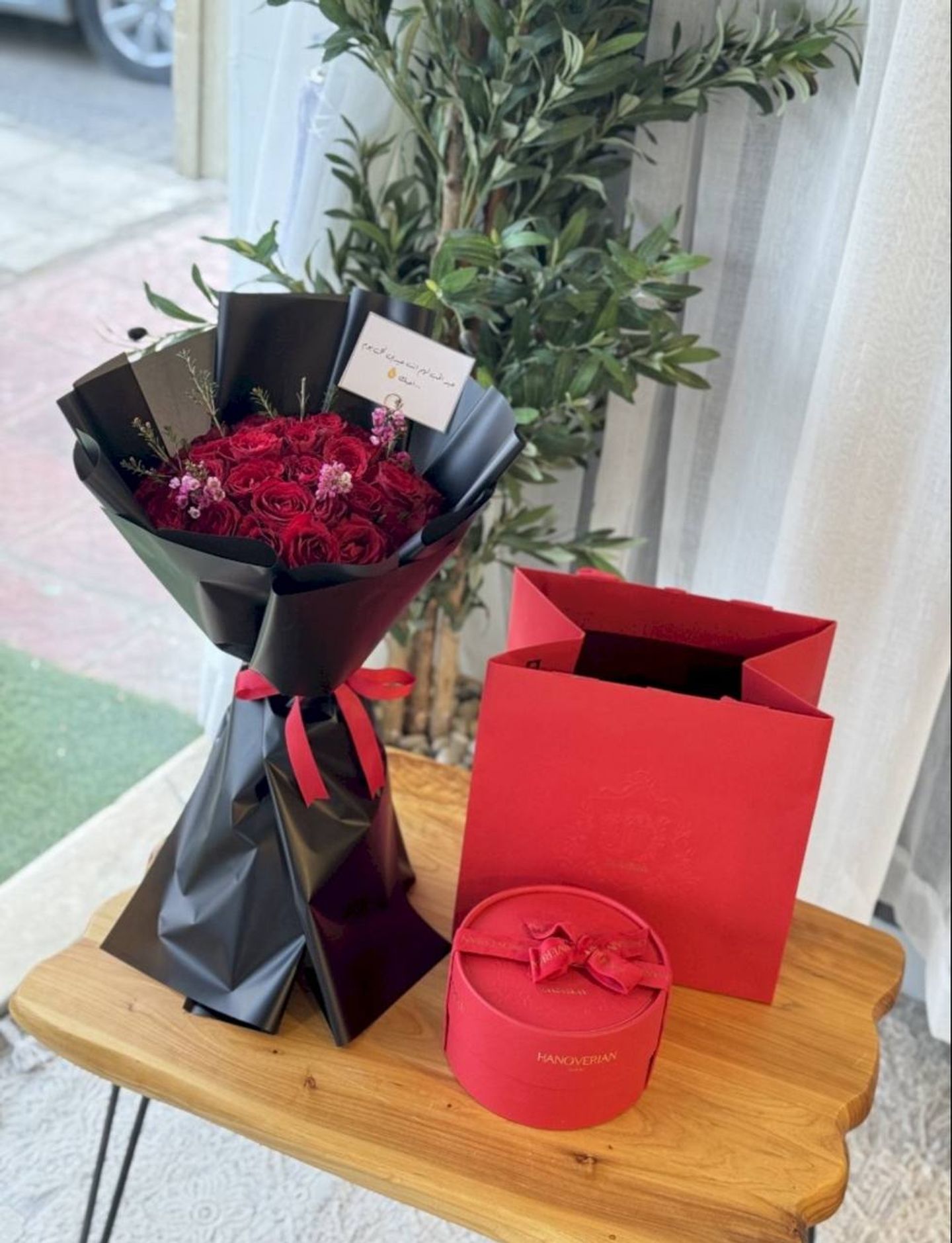 Hanoverian And A Bouquet Of Red Roses