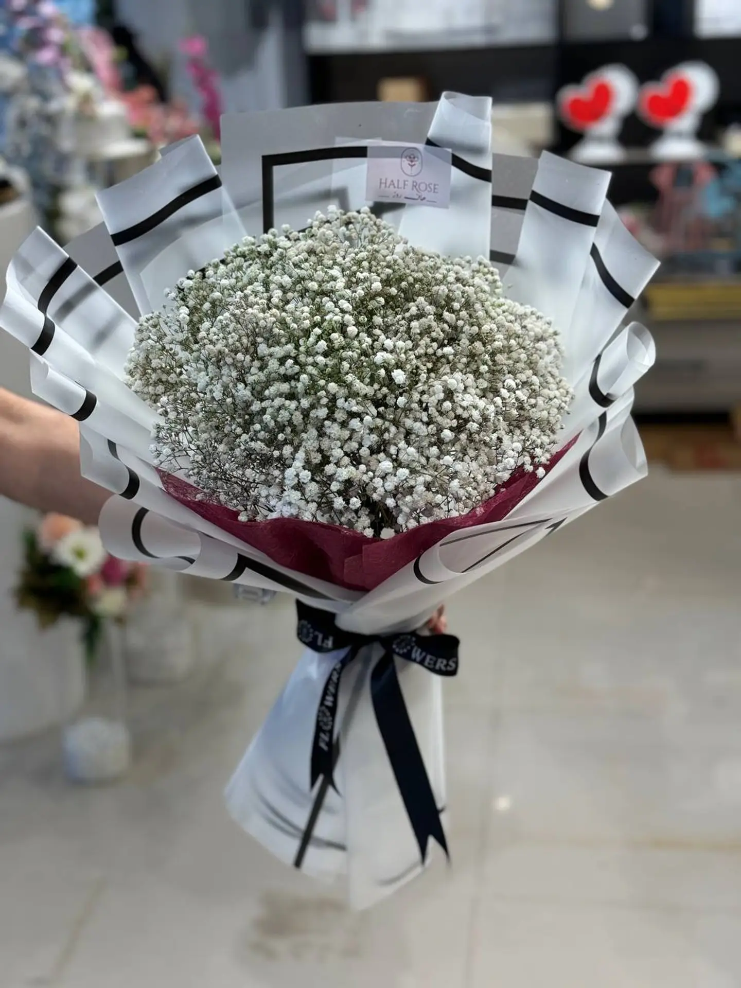 باقة جيبسوفيلا أبيض