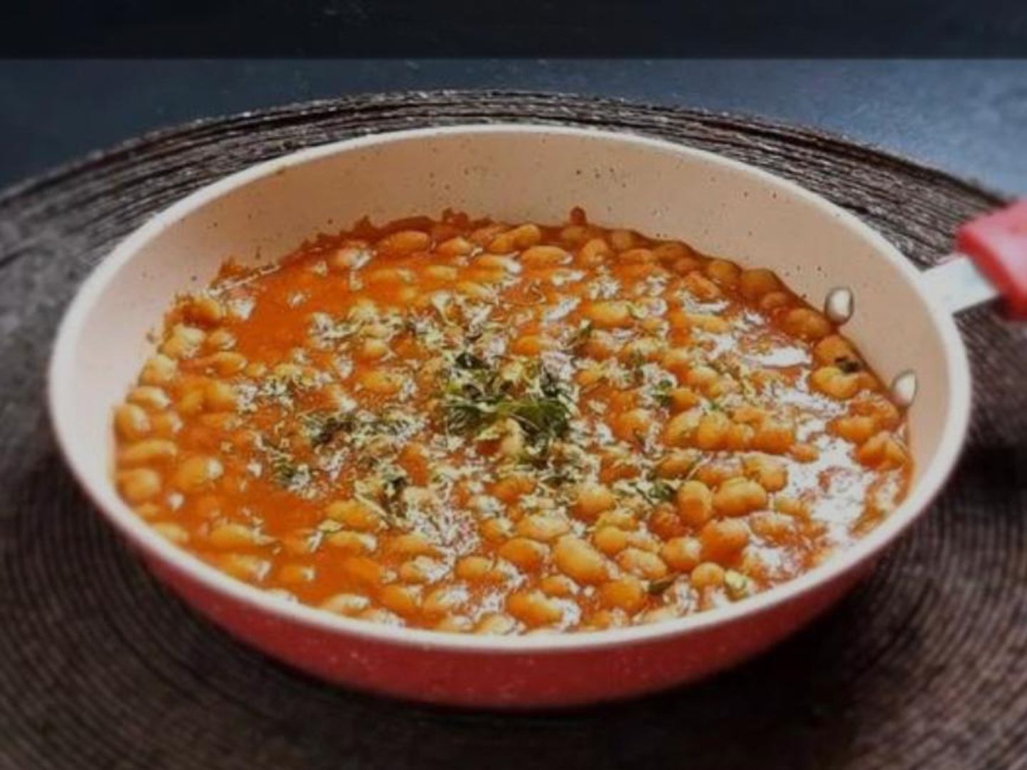 صحن فاصوليا سادة