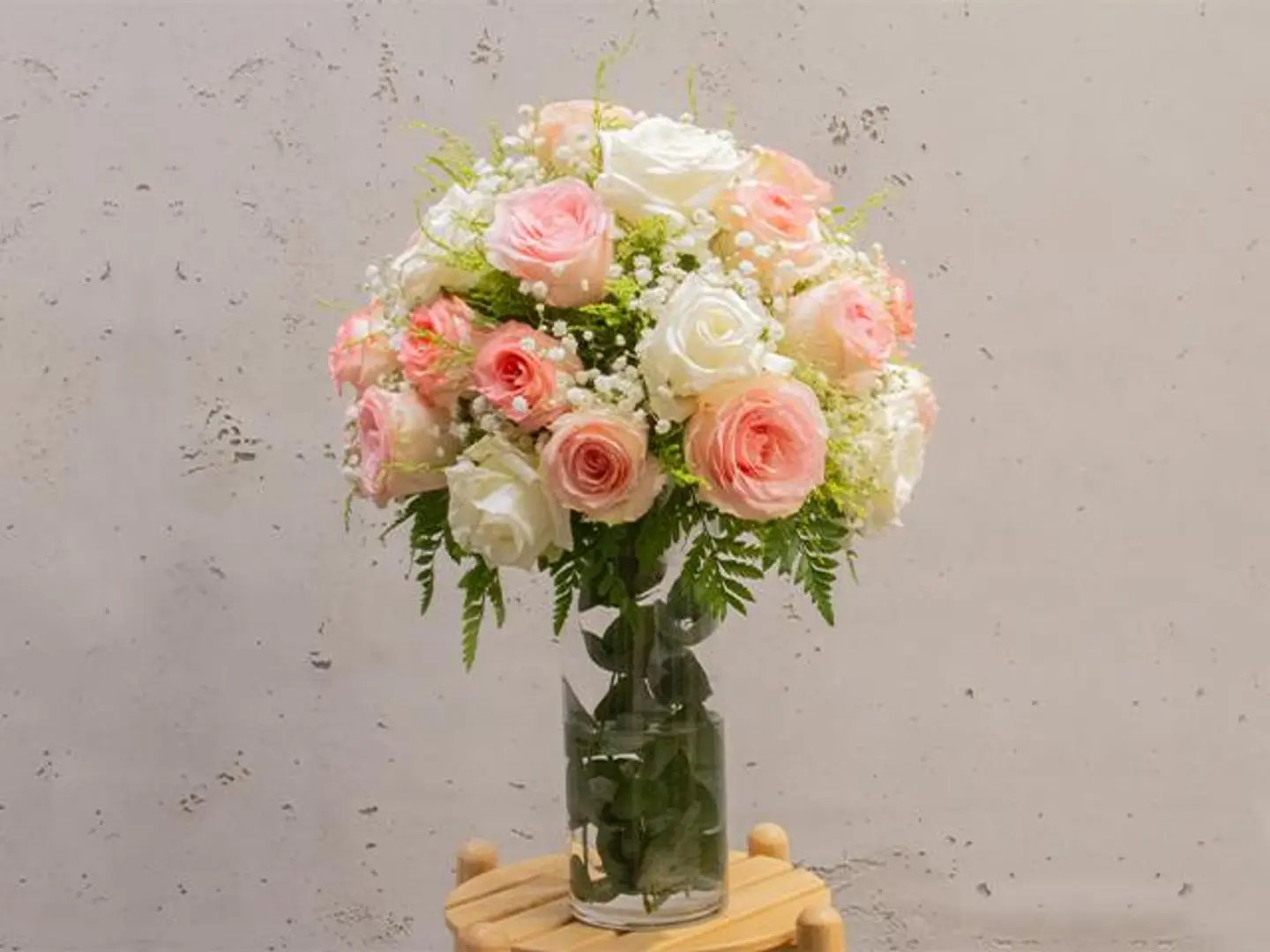 Classic Pink Flowers Vase
