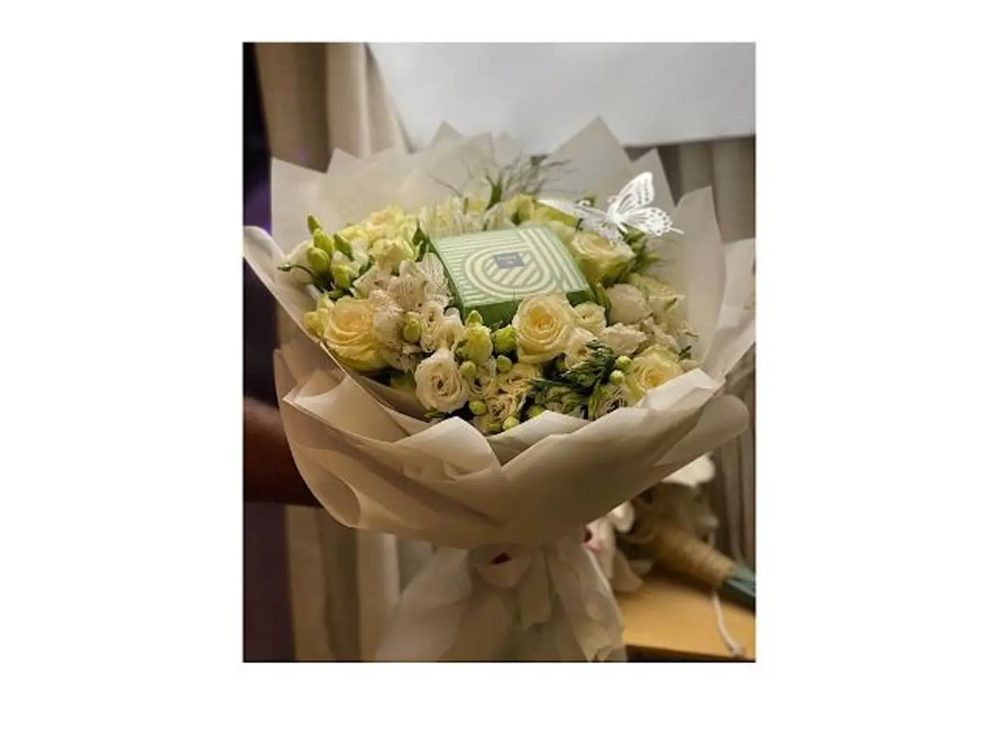 Bouquet With Patchi Sweet
