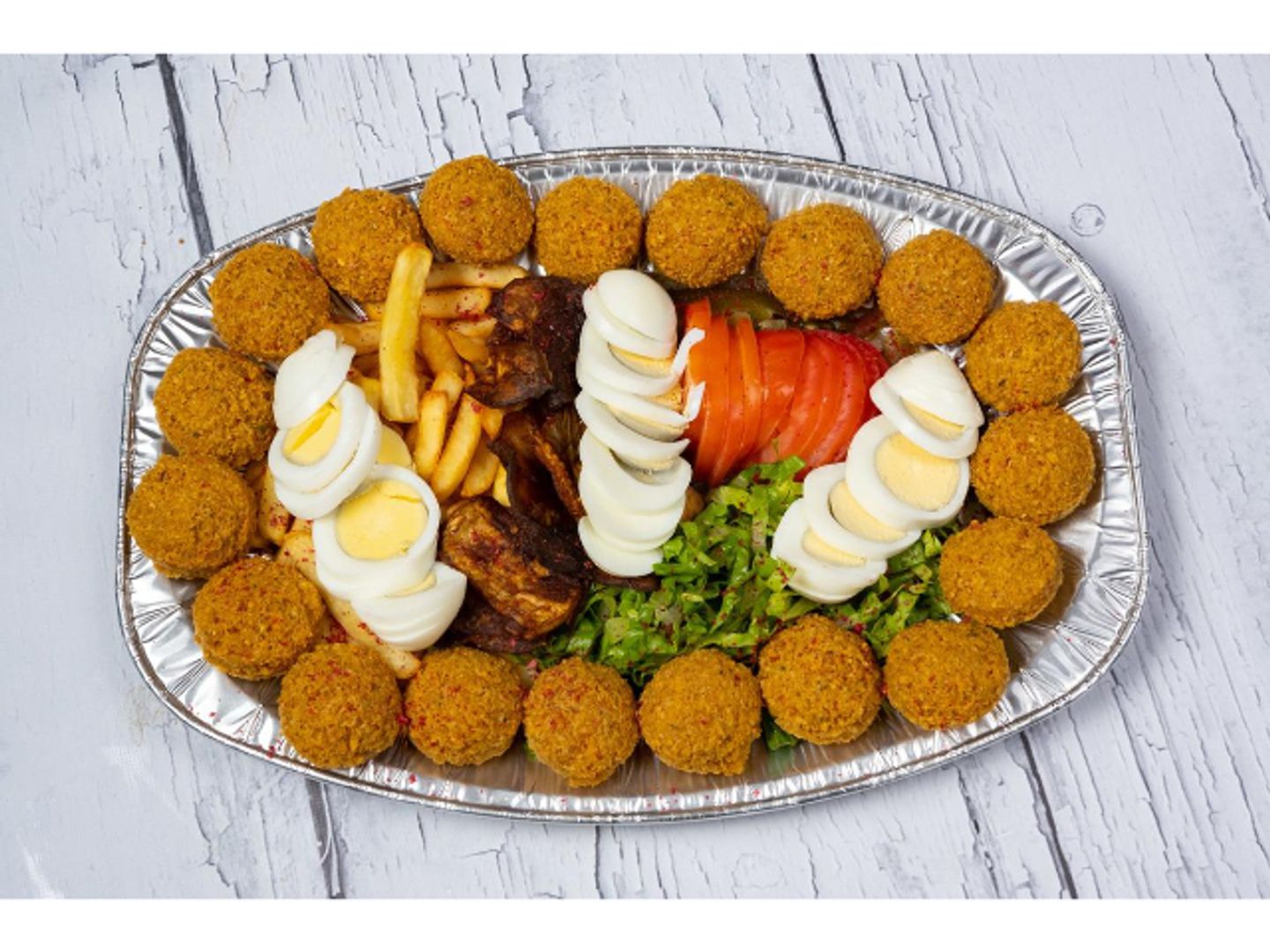 صحن فلافل وسط