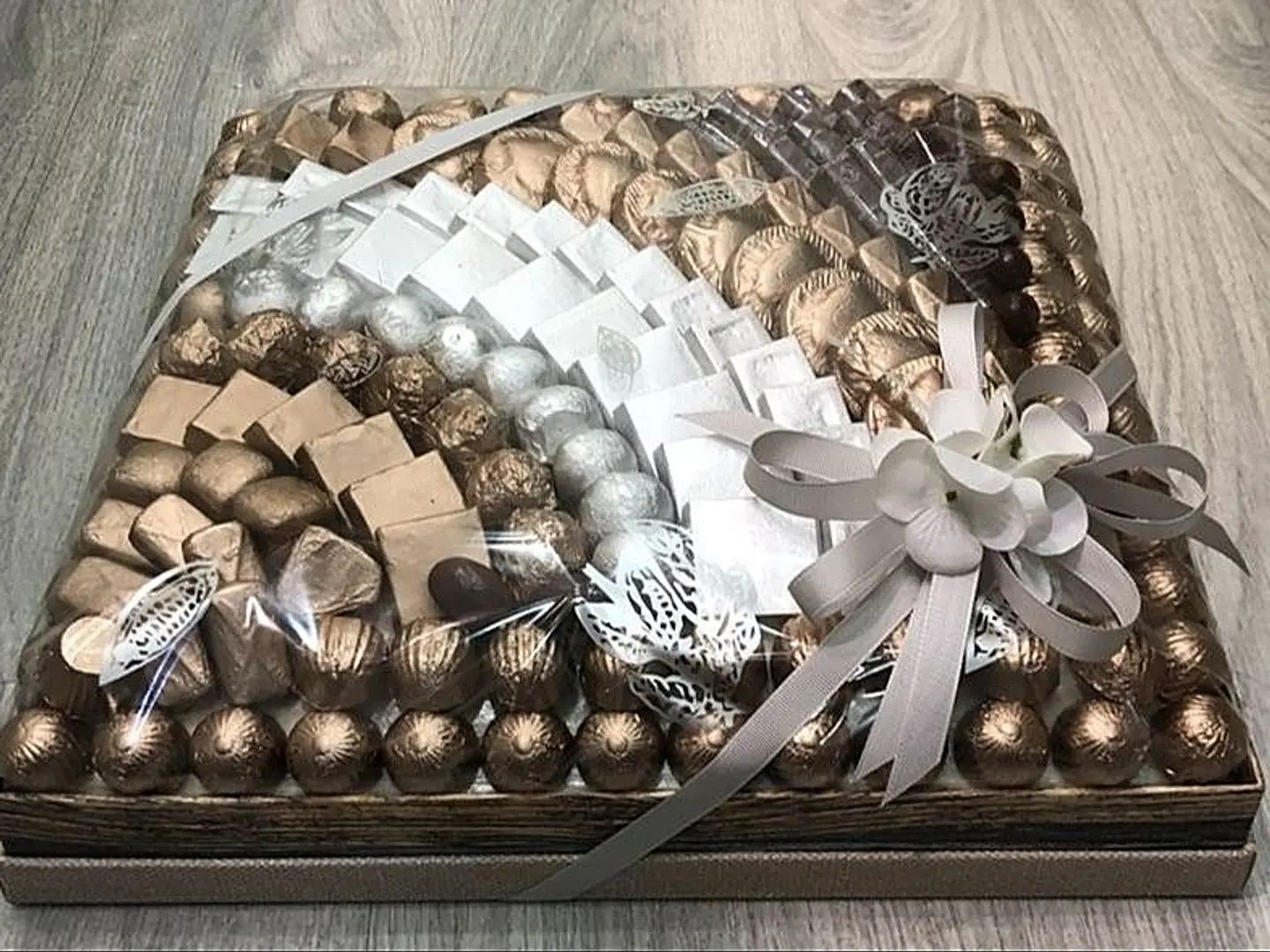 بوكس هدية ميكس شوكلت